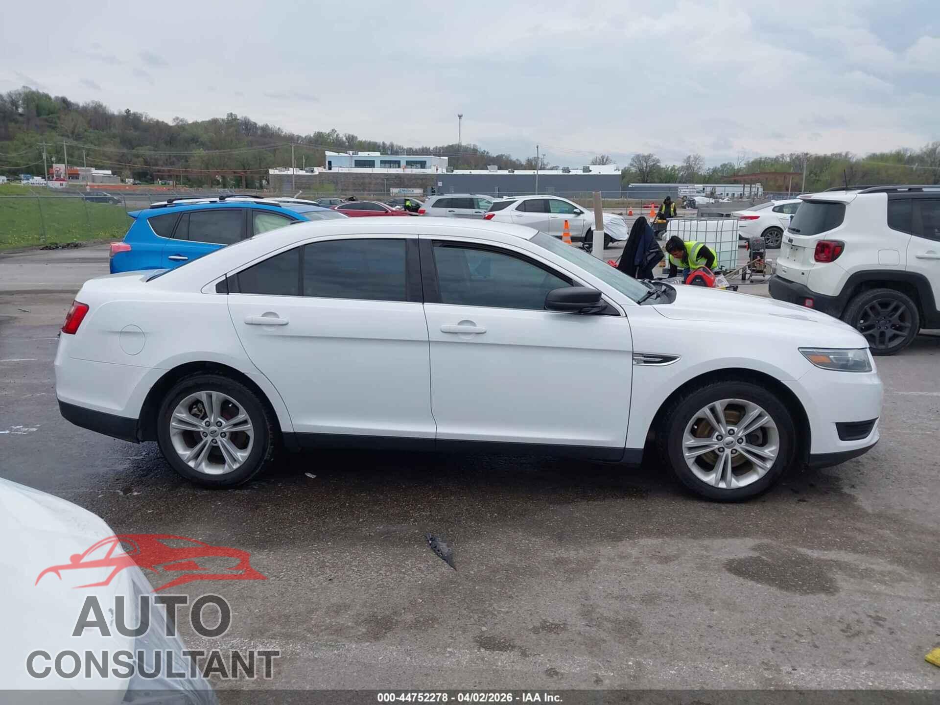 FORD TAURUS 2015 - 1FAHP2D86FG143826