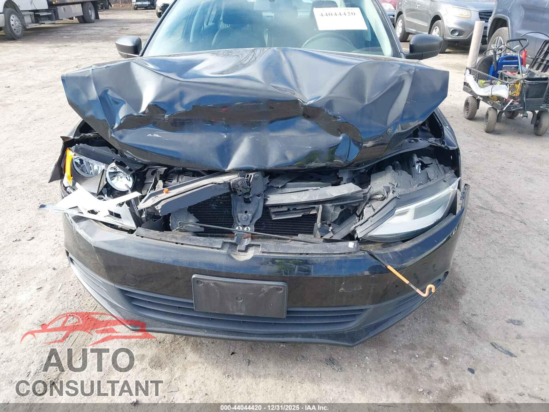 VOLKSWAGEN JETTA 2012 - 3VW1K7AJ1CM311563