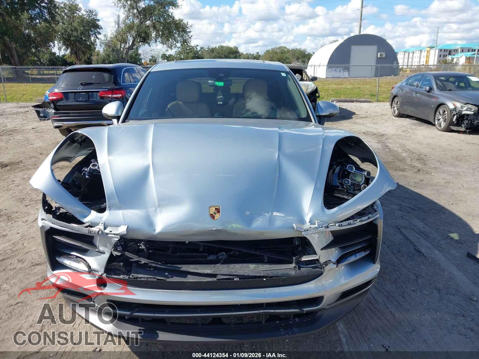 PORSCHE MACAN 2021 - WP1AA2A55MLB00511