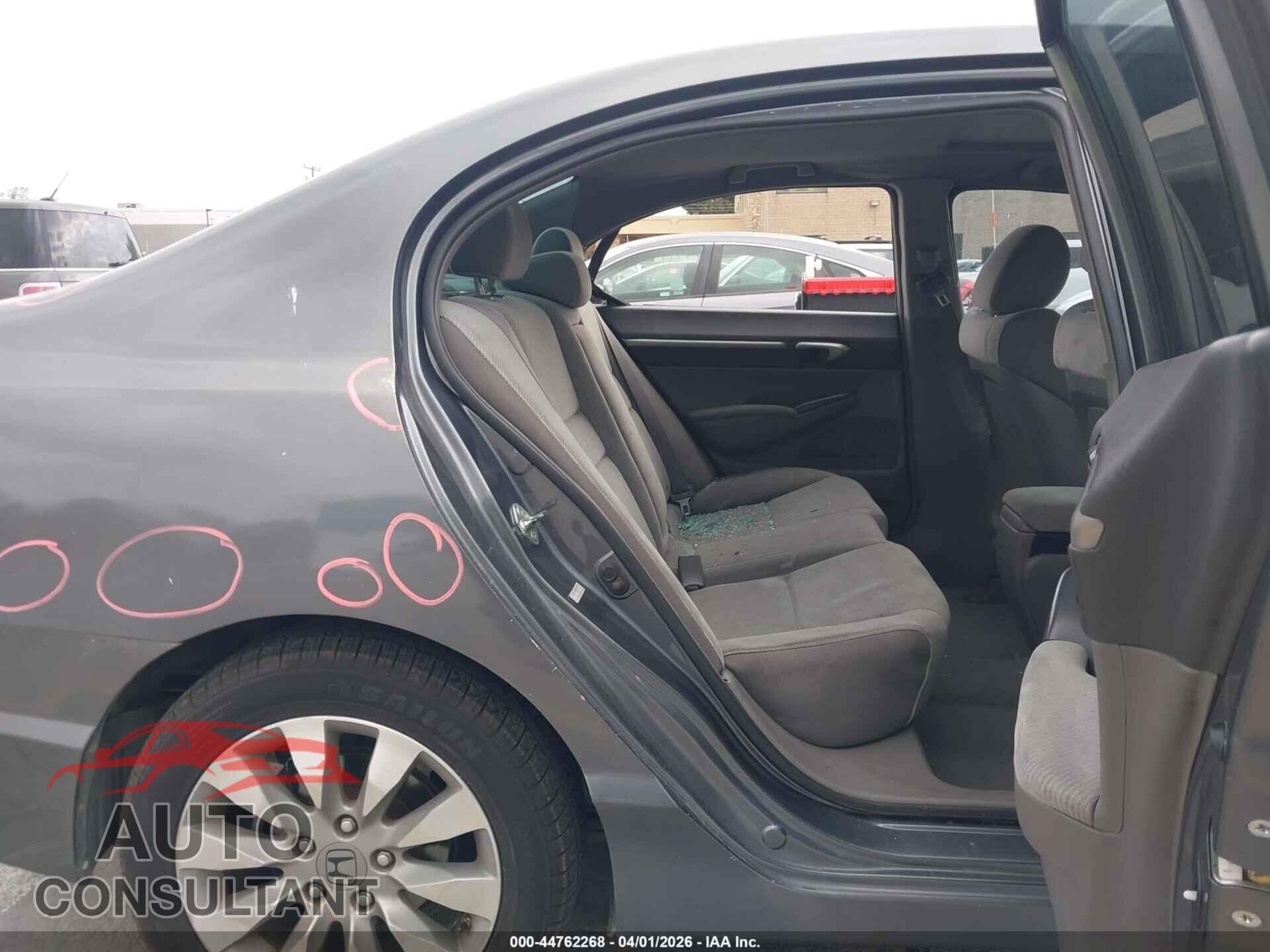 HONDA CIVIC 2010 - 19XFA1F8XAE084038