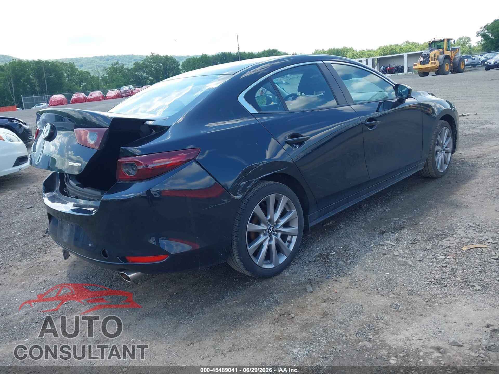 MAZDA MAZDA3 2021 - JM1BPBCL7M1341725
