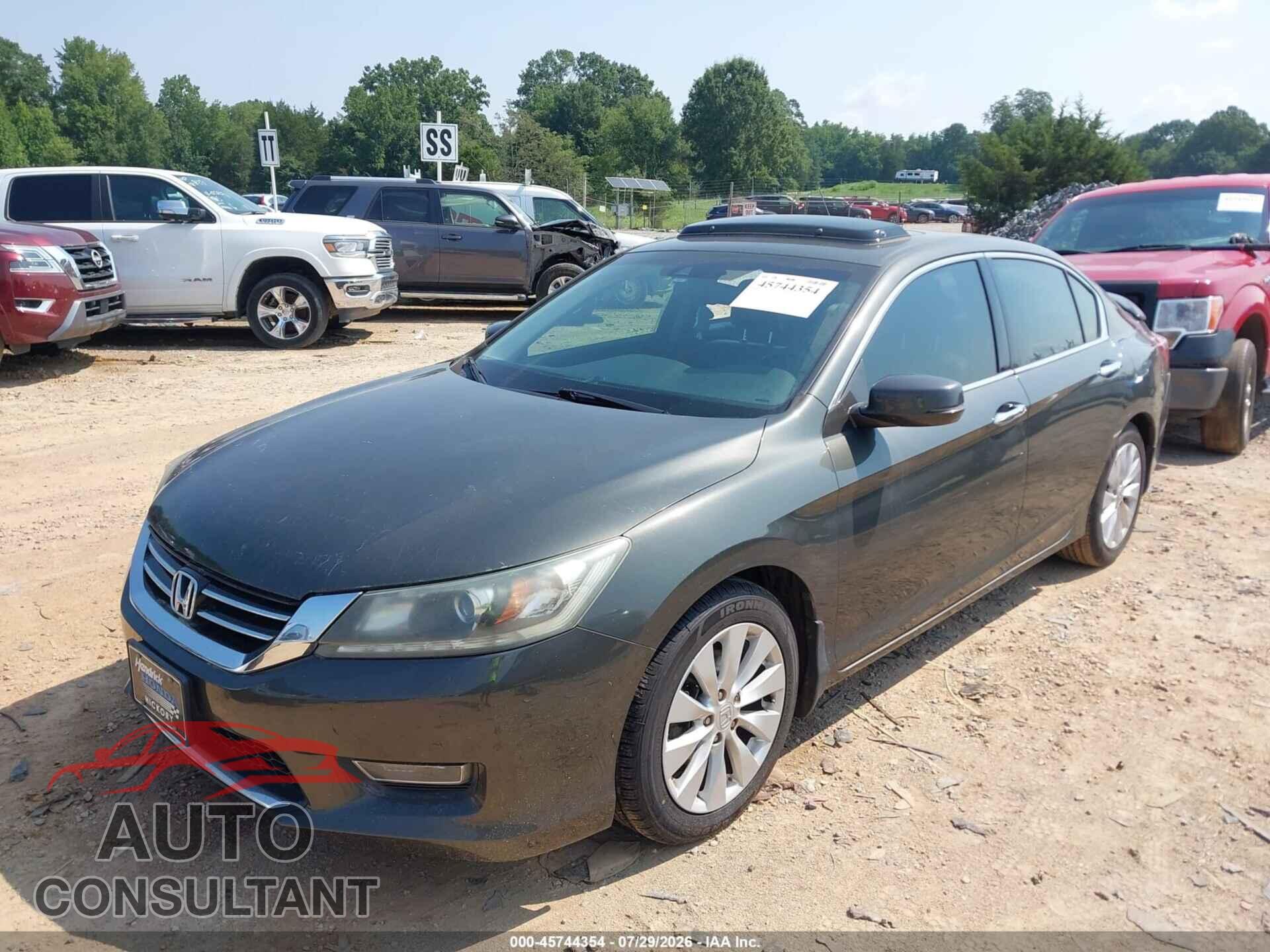 HONDA ACCORD 2013 - 1HGCR3F89DA022467