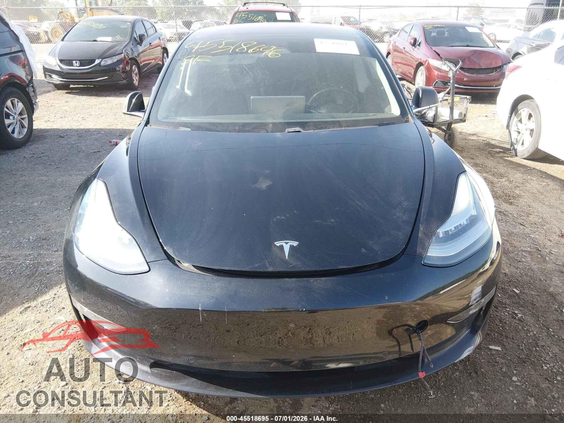 TESLA MODEL 3 2018 - 5YJ3E1EA9JF011443