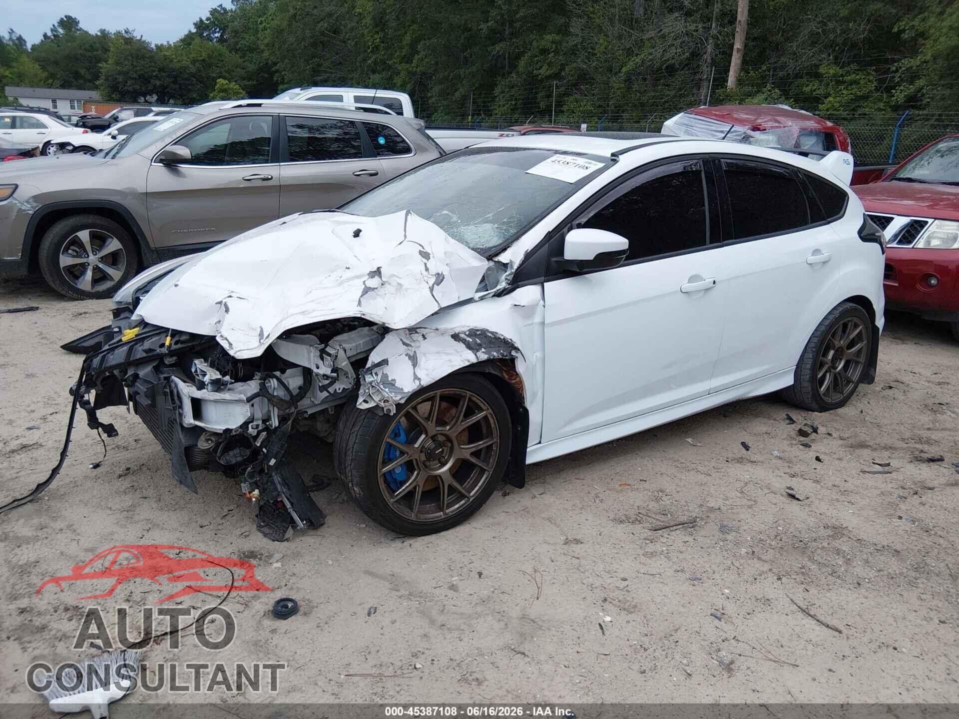 FORD FOCUS RS 2017 - WF0DP3TH9H4120834