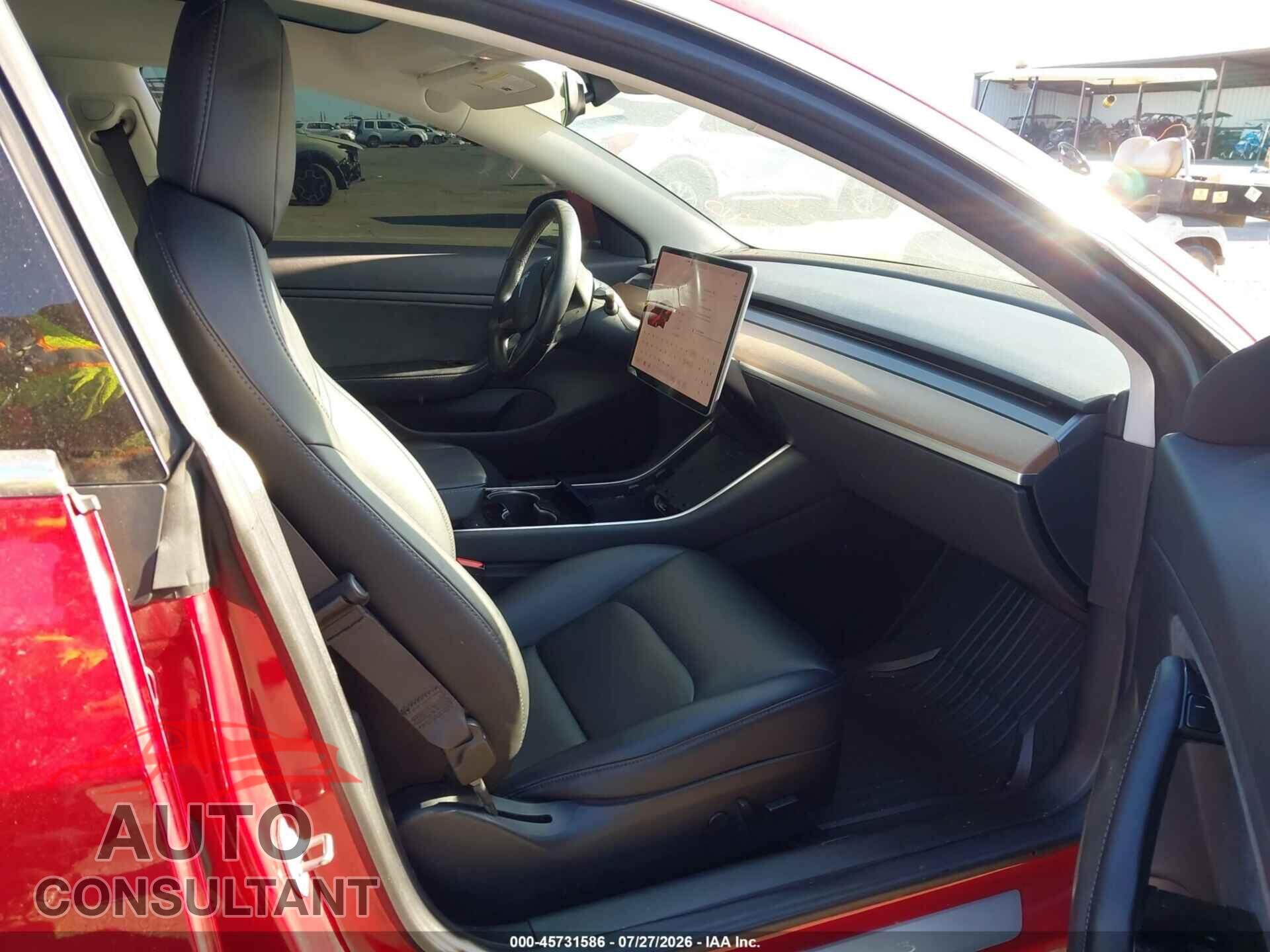 TESLA MODEL 3 2018 - 5YJ3E1EA4JF047041
