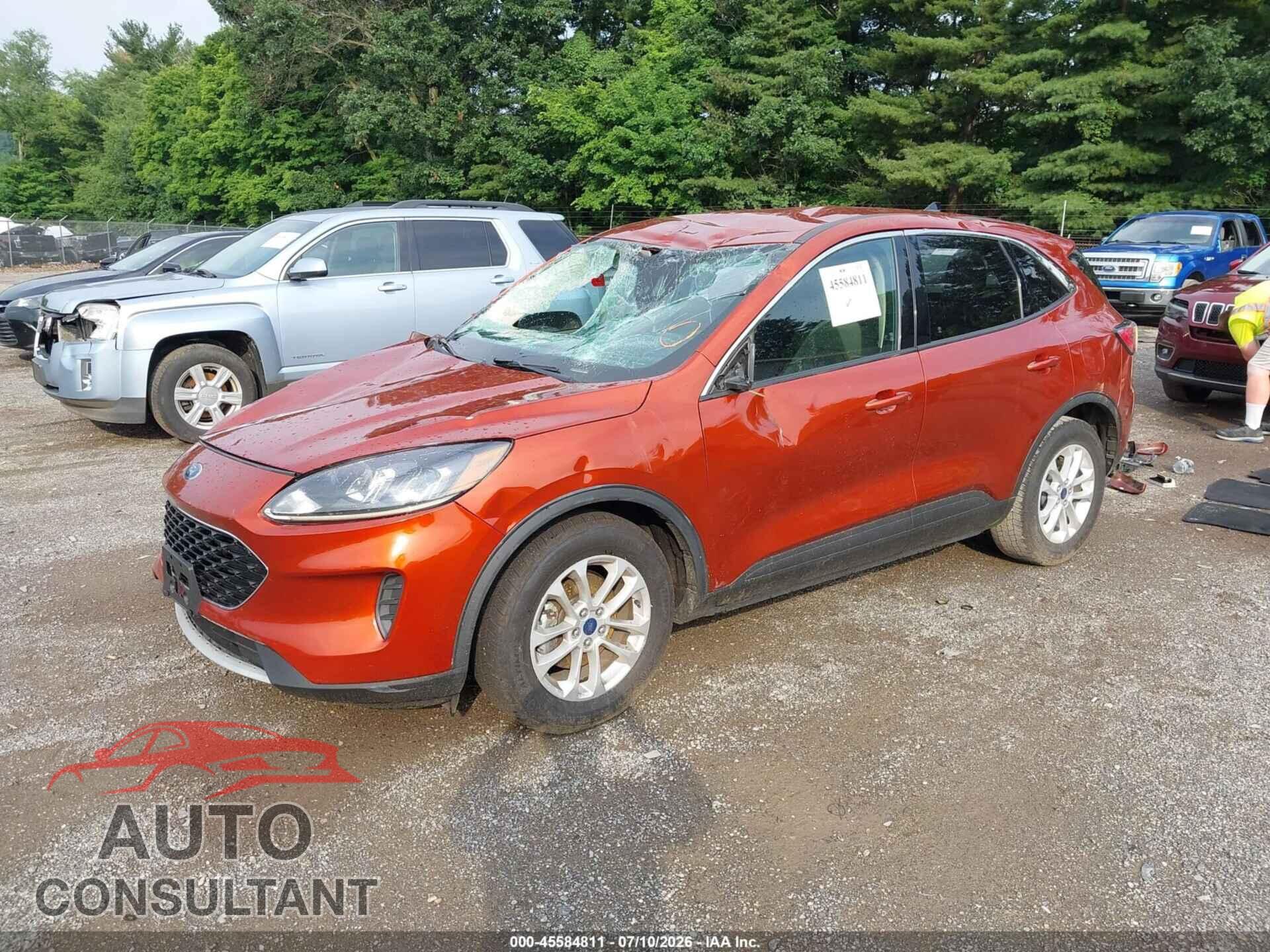FORD ESCAPE 2020 - 1FMCU0G60LUA27655