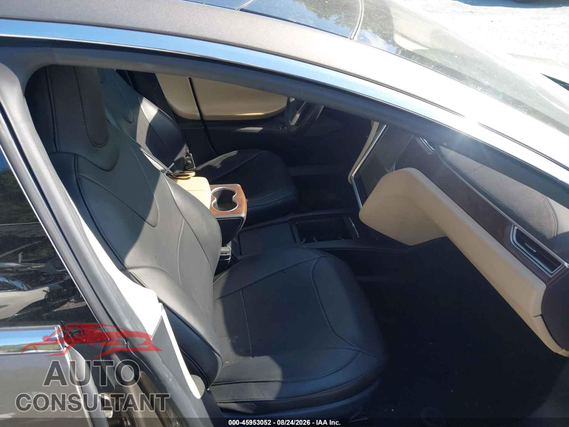 TESLA MODEL S 2016 - 5YJSA1E25GF144208