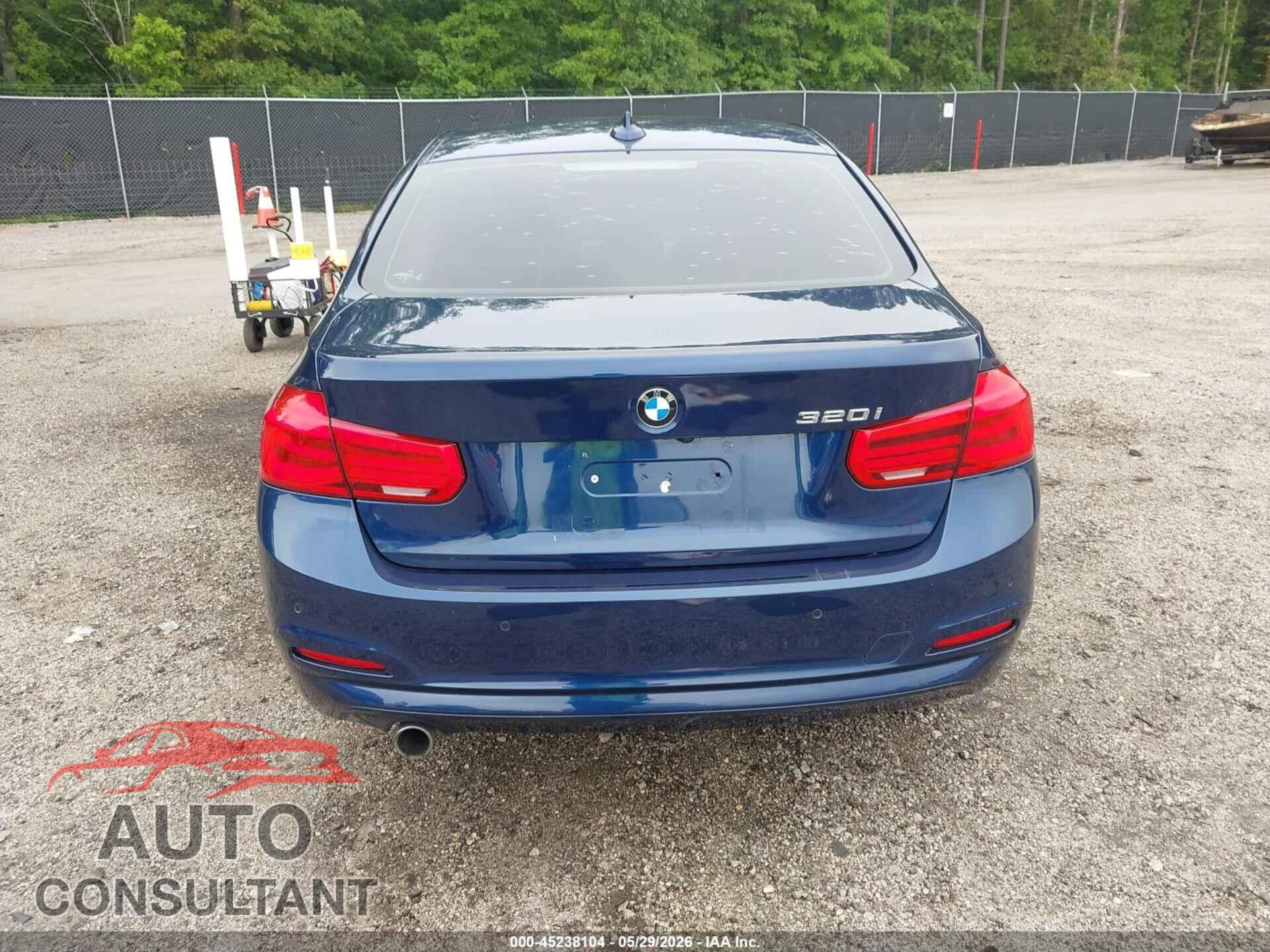 BMW 320I 2017 - WBA8E1G31HNU18332