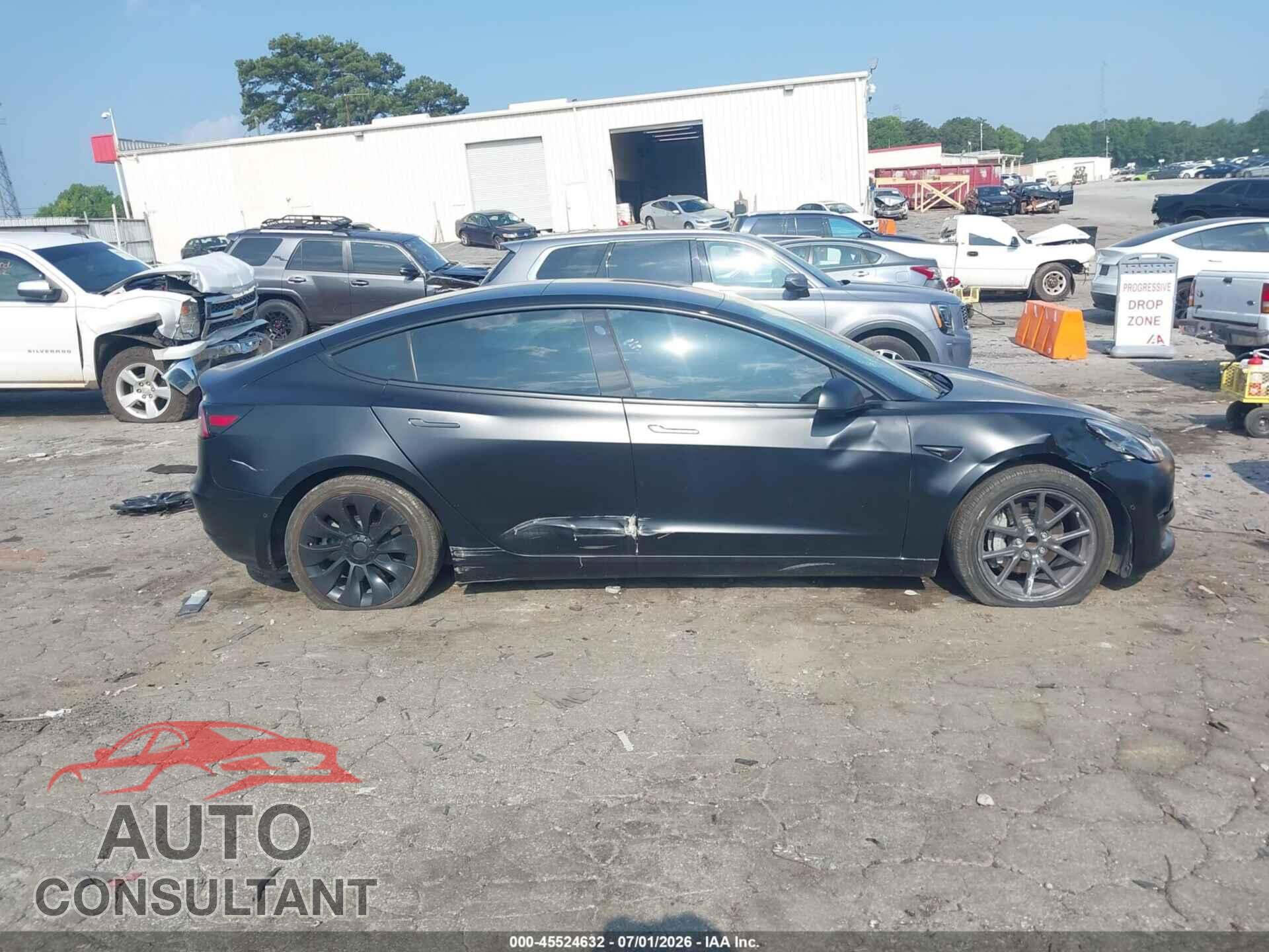 TESLA MODEL 3 2018 - 5YJ3E1EA3JF036175