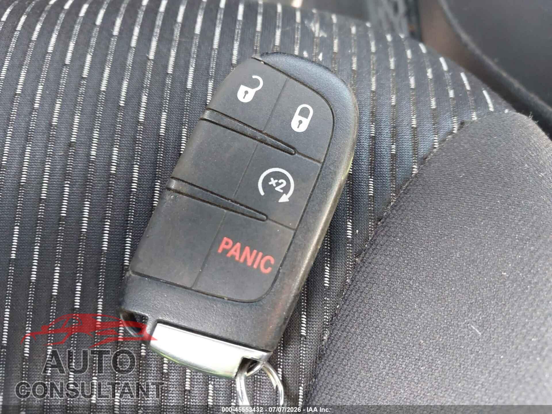 DODGE JOURNEY 2015 - 3C4PDCBB2FT506752