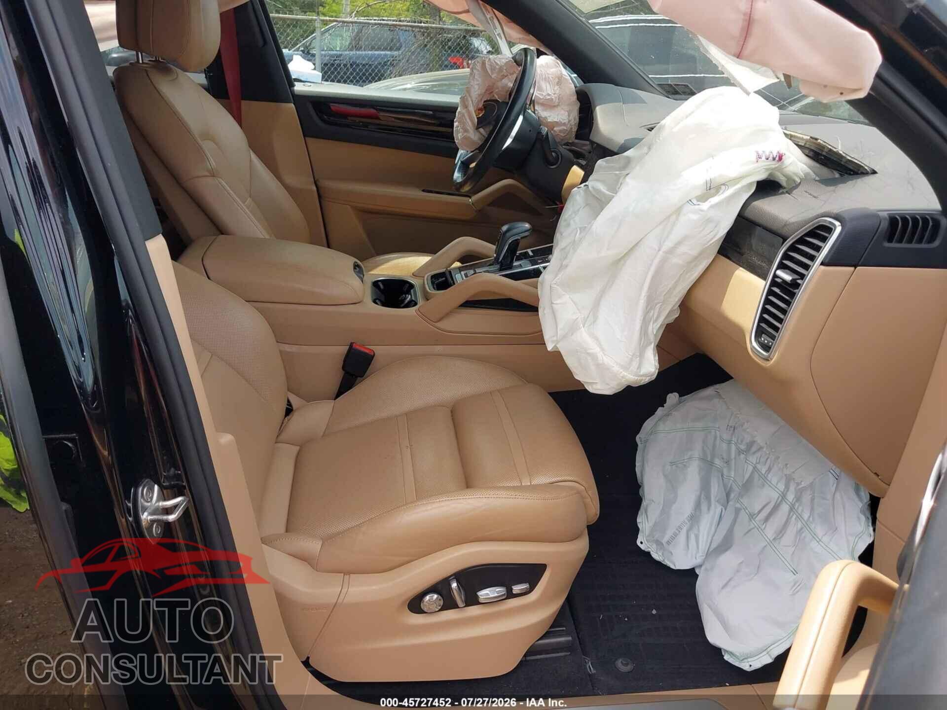 PORSCHE CAYENNE 2019 - WP1AA2AYXKDA09929