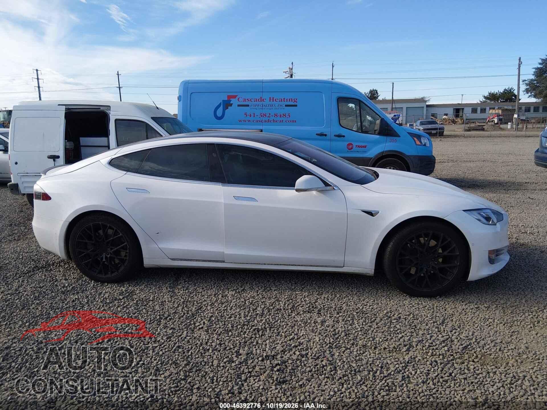 TESLA MODEL S 2021 - 5YJSA1E20MF425957