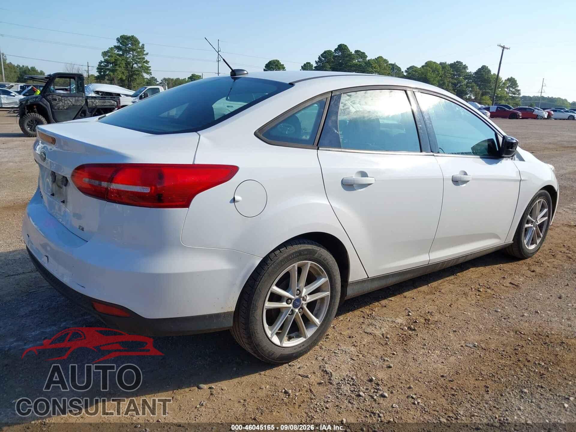 FORD FOCUS 2017 - 1FADP3F22HL331153