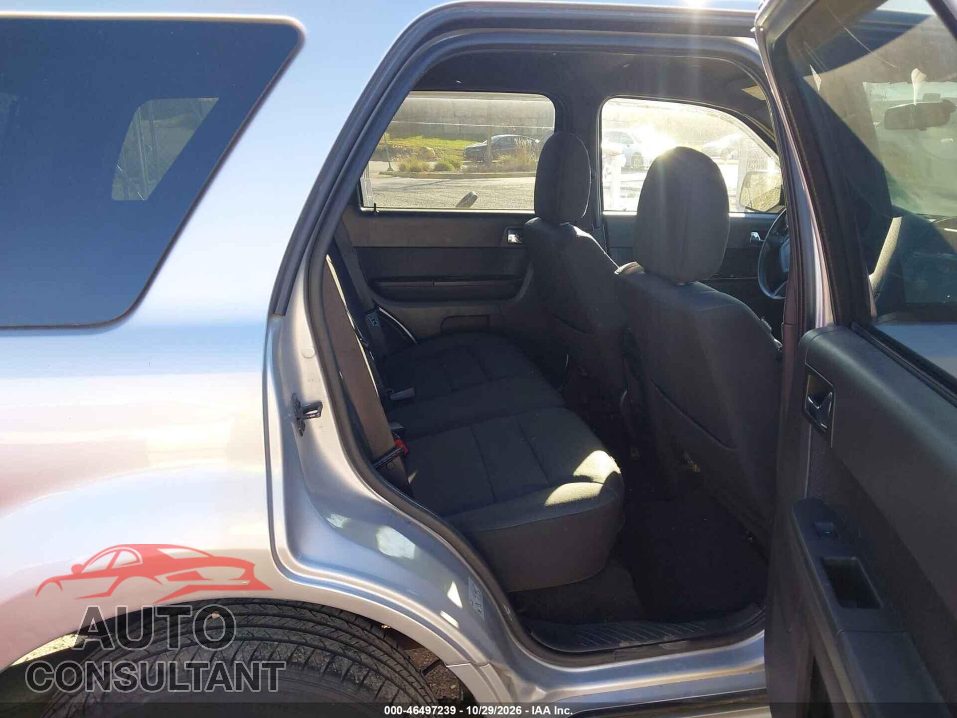FORD ESCAPE 2011 - 1FMCU9DG8BKA35160