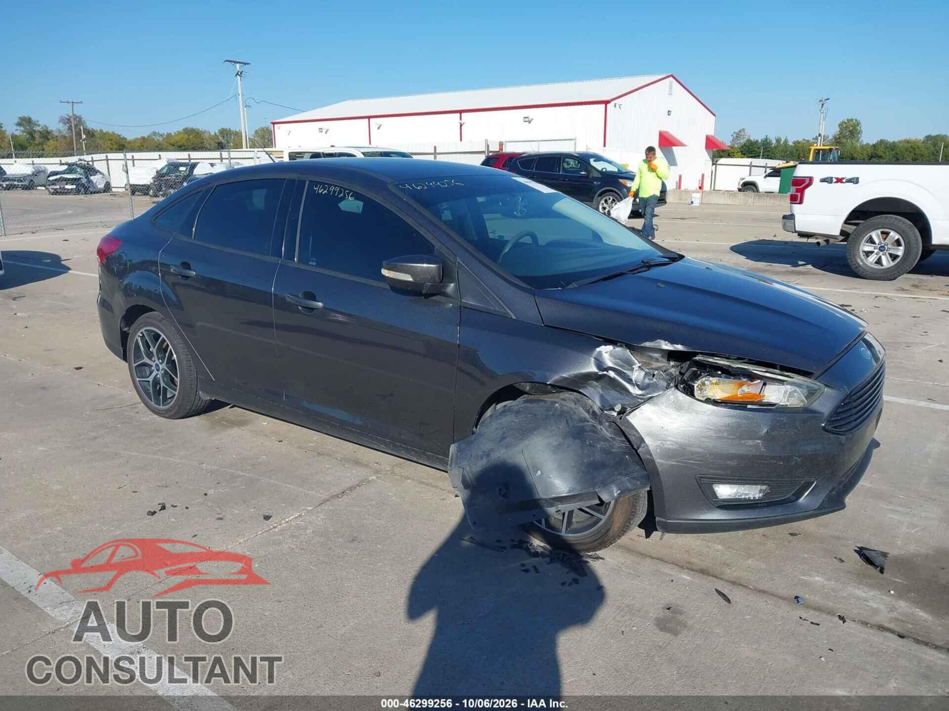 FORD FOCUS 2017 - 1FADP3FEXHL282097