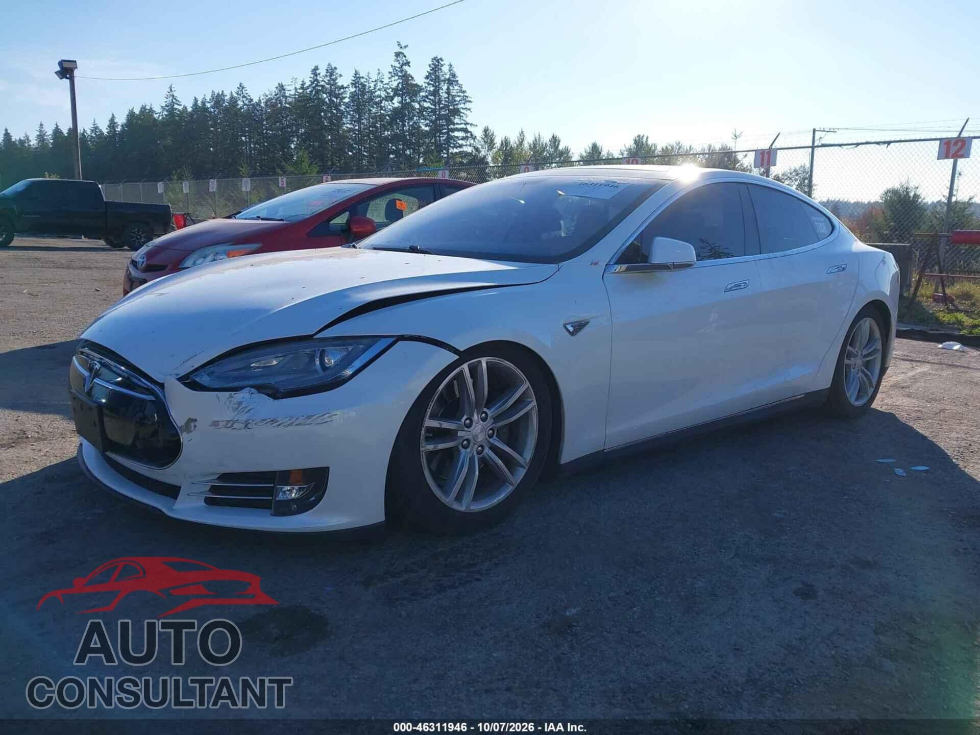 TESLA MODEL S 2013 - 5YJSA1DN3DFP24757
