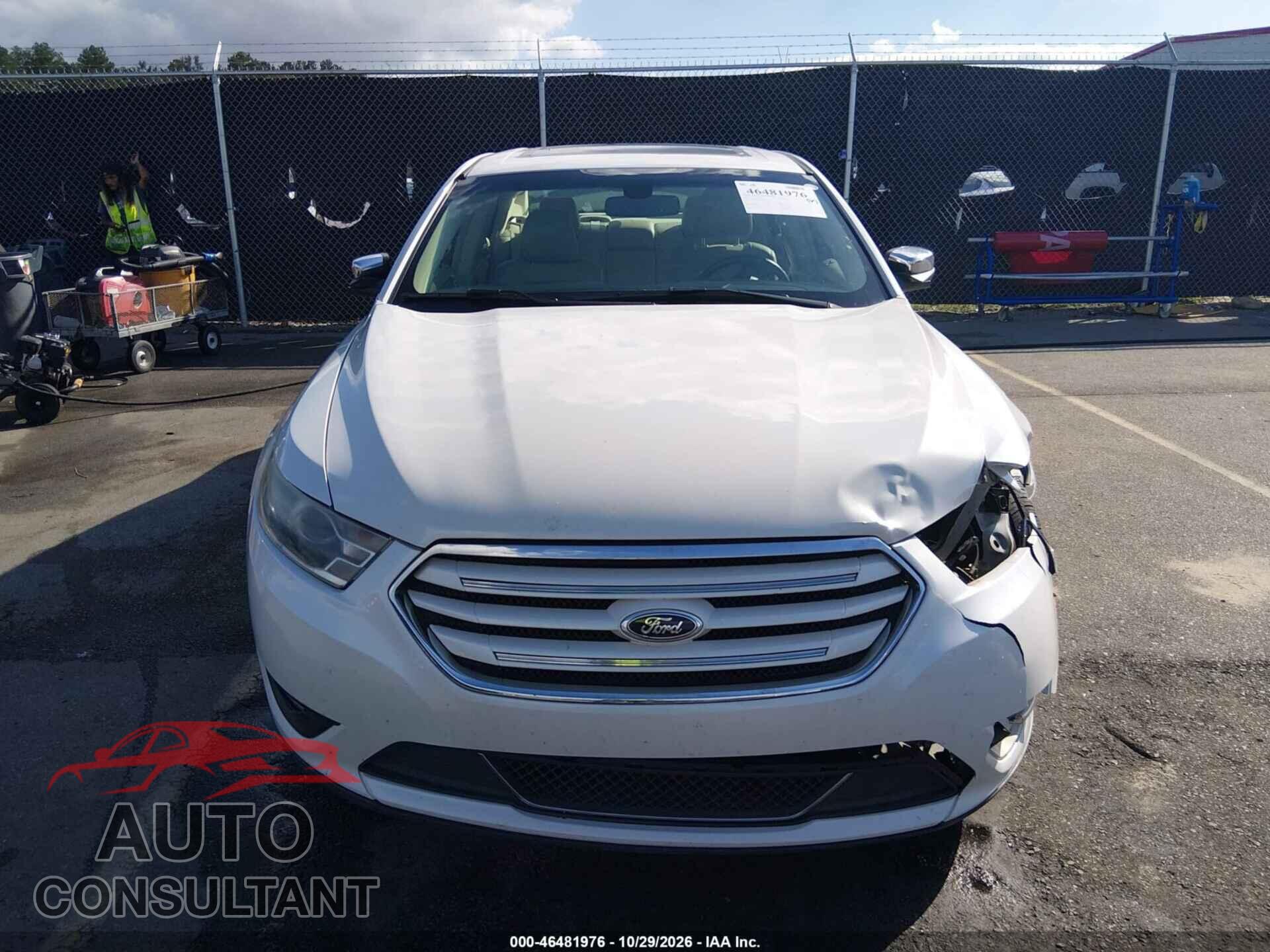 FORD TAURUS 2015 - 1FAHP2F86FG180436