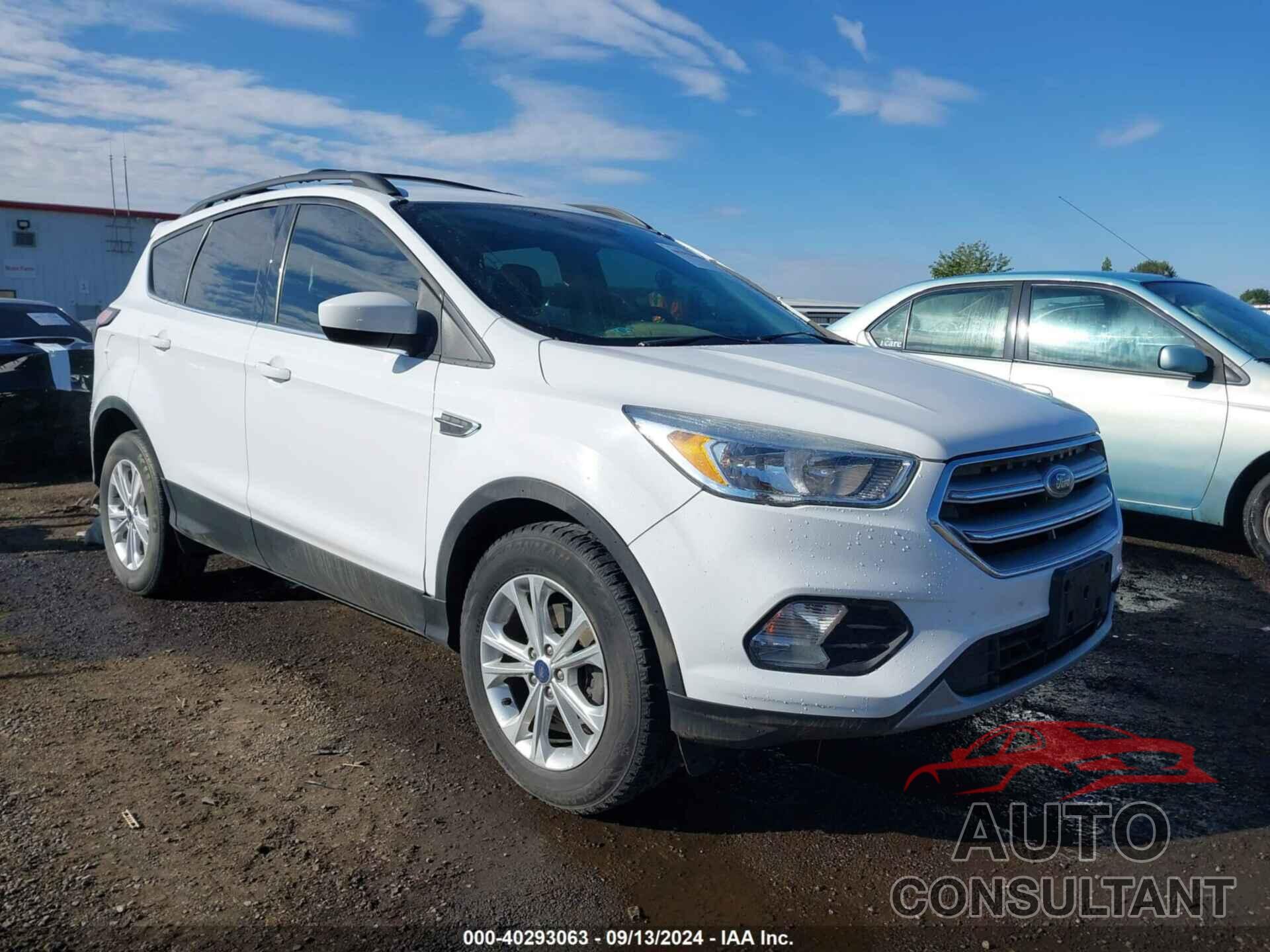 FORD ESCAPE 2017 - 1FMCU0GD3HUE80755