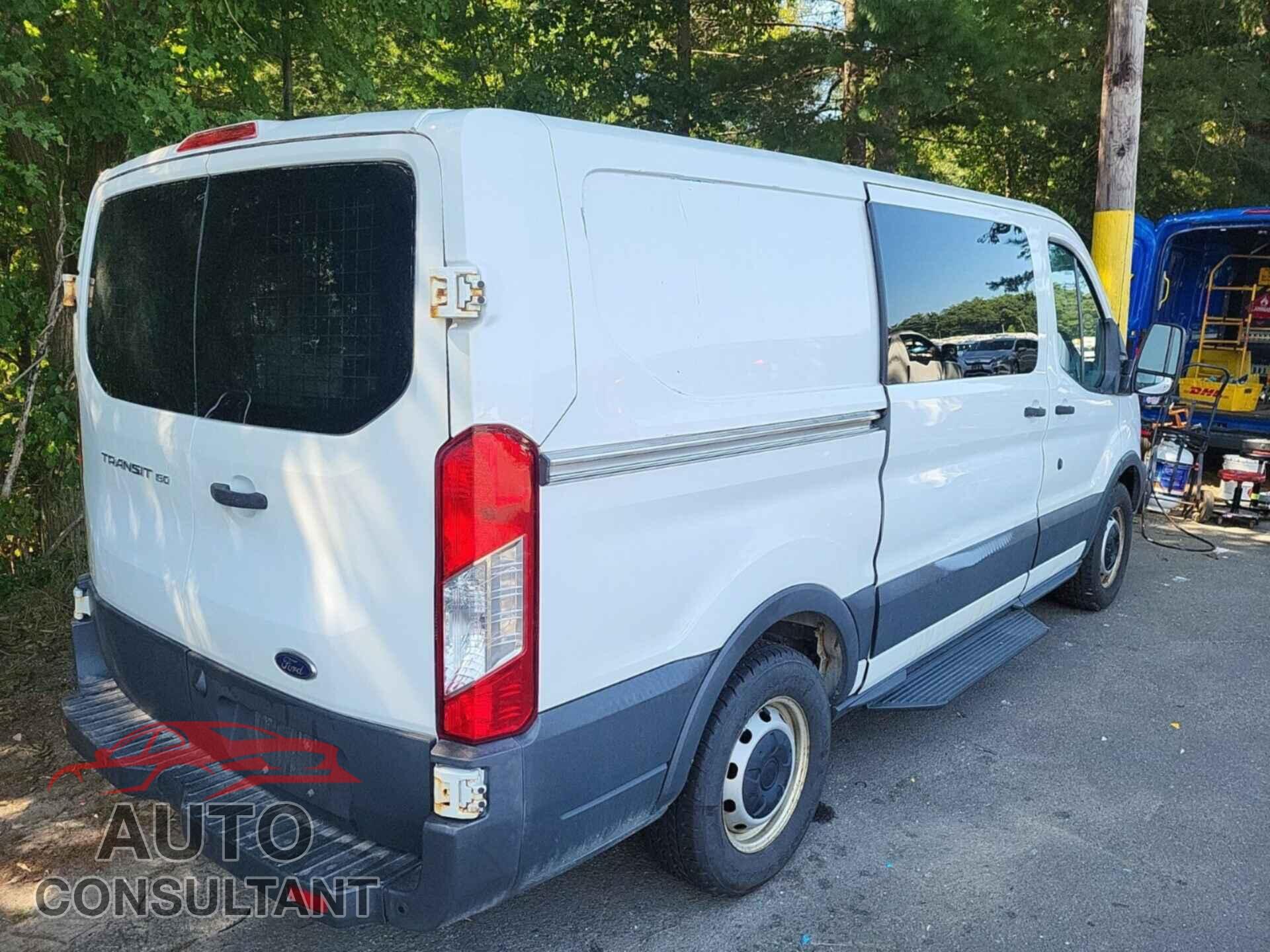 FORD TRANSIT 2017 - 1FTYE1YM0HKA82555