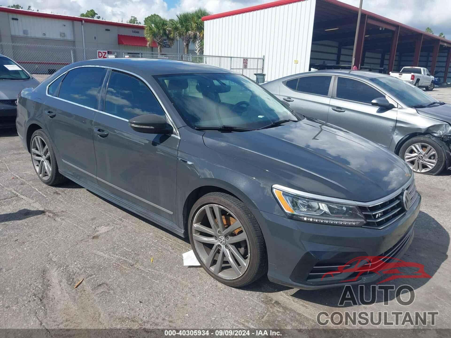 VOLKSWAGEN PASSAT 2017 - 1VWDT7A36HC008685