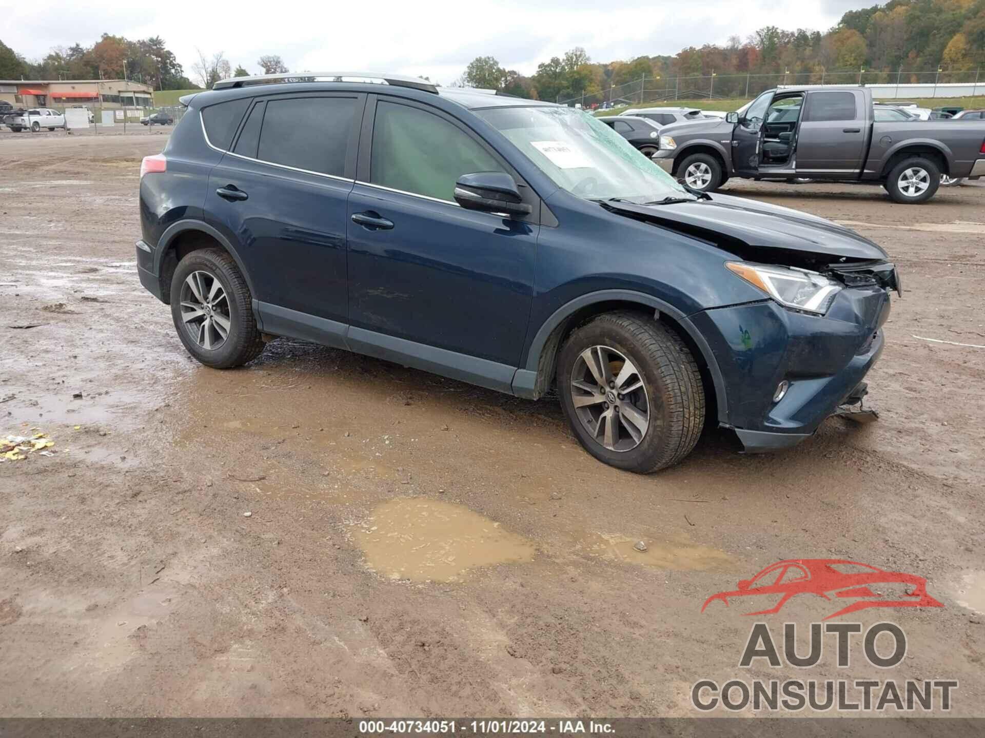 TOYOTA RAV4 2018 - JTMRFREV6JJ243659