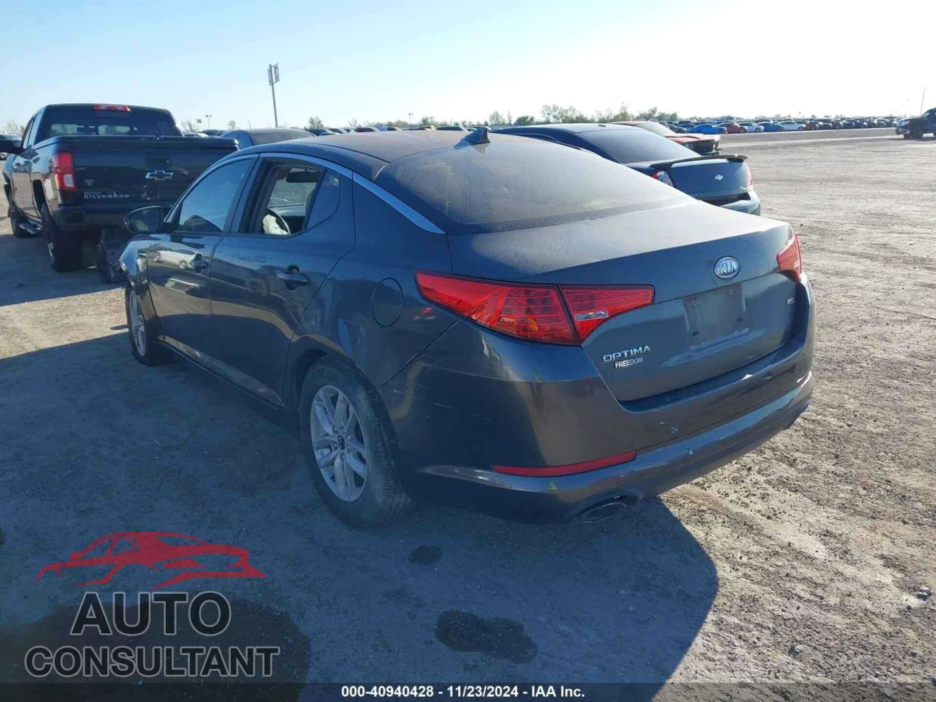 KIA OPTIMA 2011 - KNAGM4A73B5109478