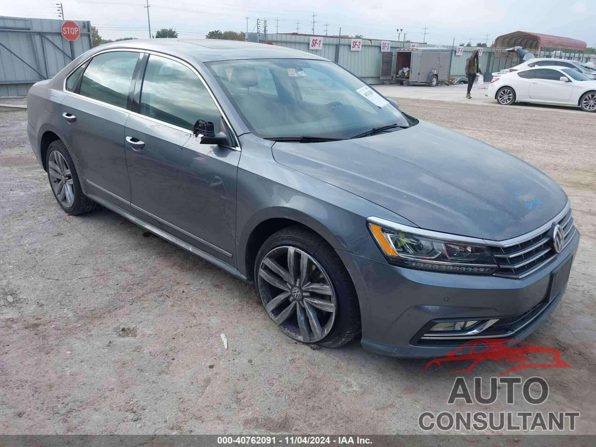 VOLKSWAGEN PASSAT 2017 - 1VWGT7A3XHC058020