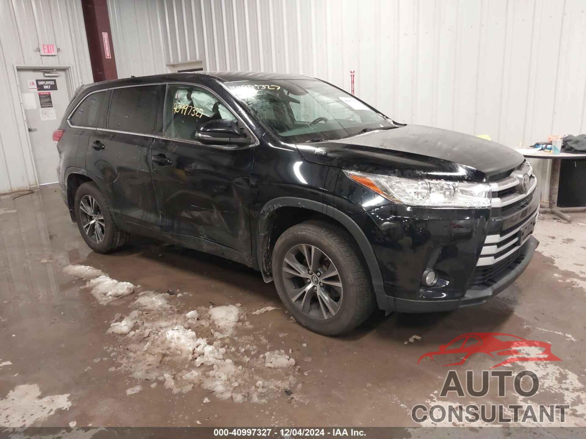 TOYOTA HIGHLANDER 2018 - 5TDBZRFH4JS497147