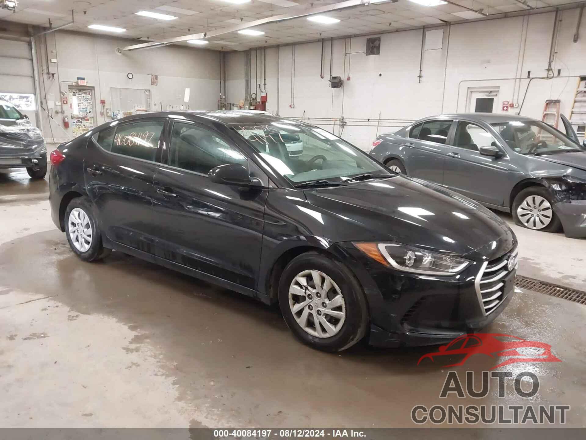 HYUNDAI ELANTRA 2018 - 5NPD74LF6JH244096