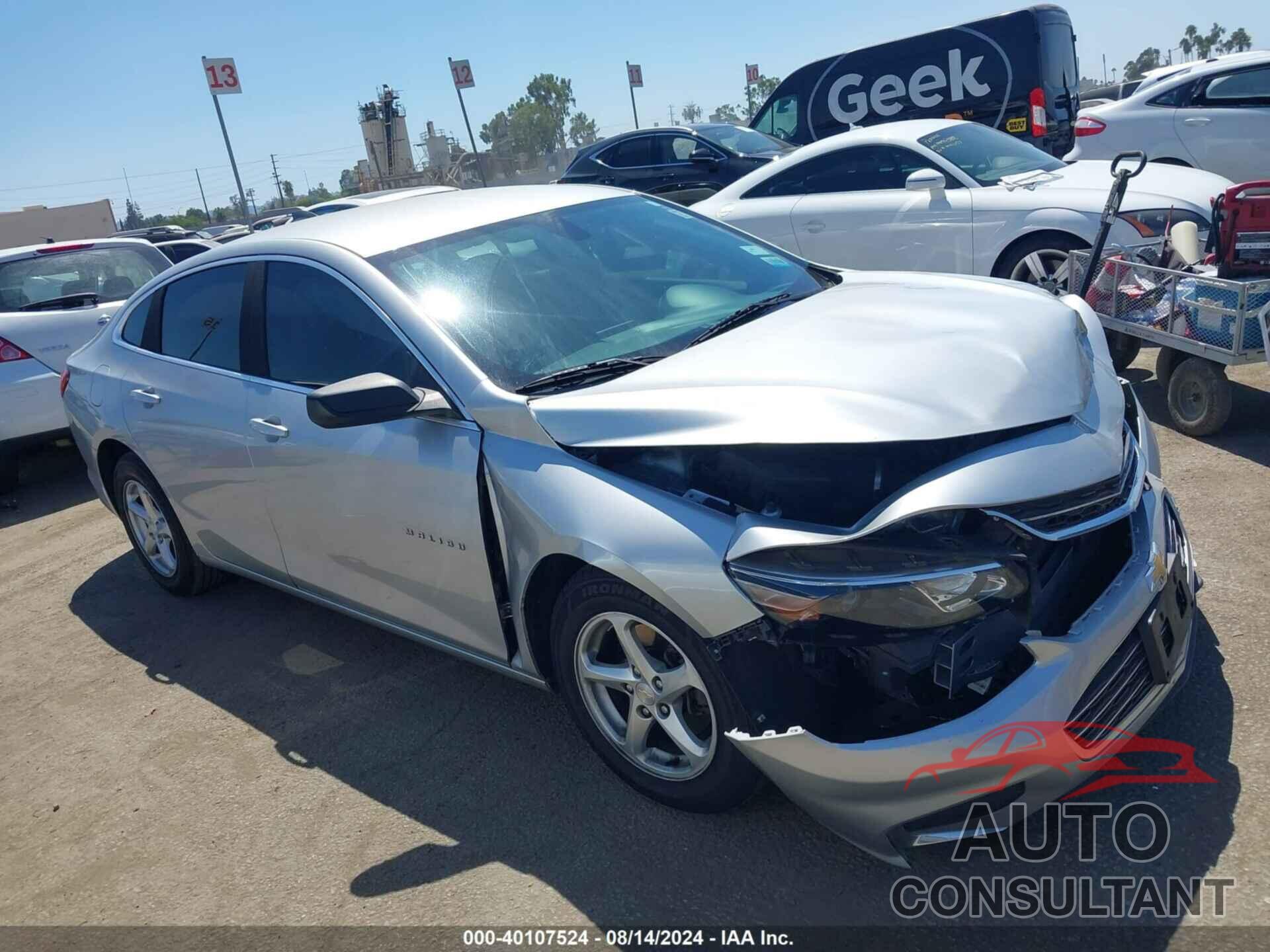 CHEVROLET MALIBU 2018 - 1G1ZB5ST4JF218102