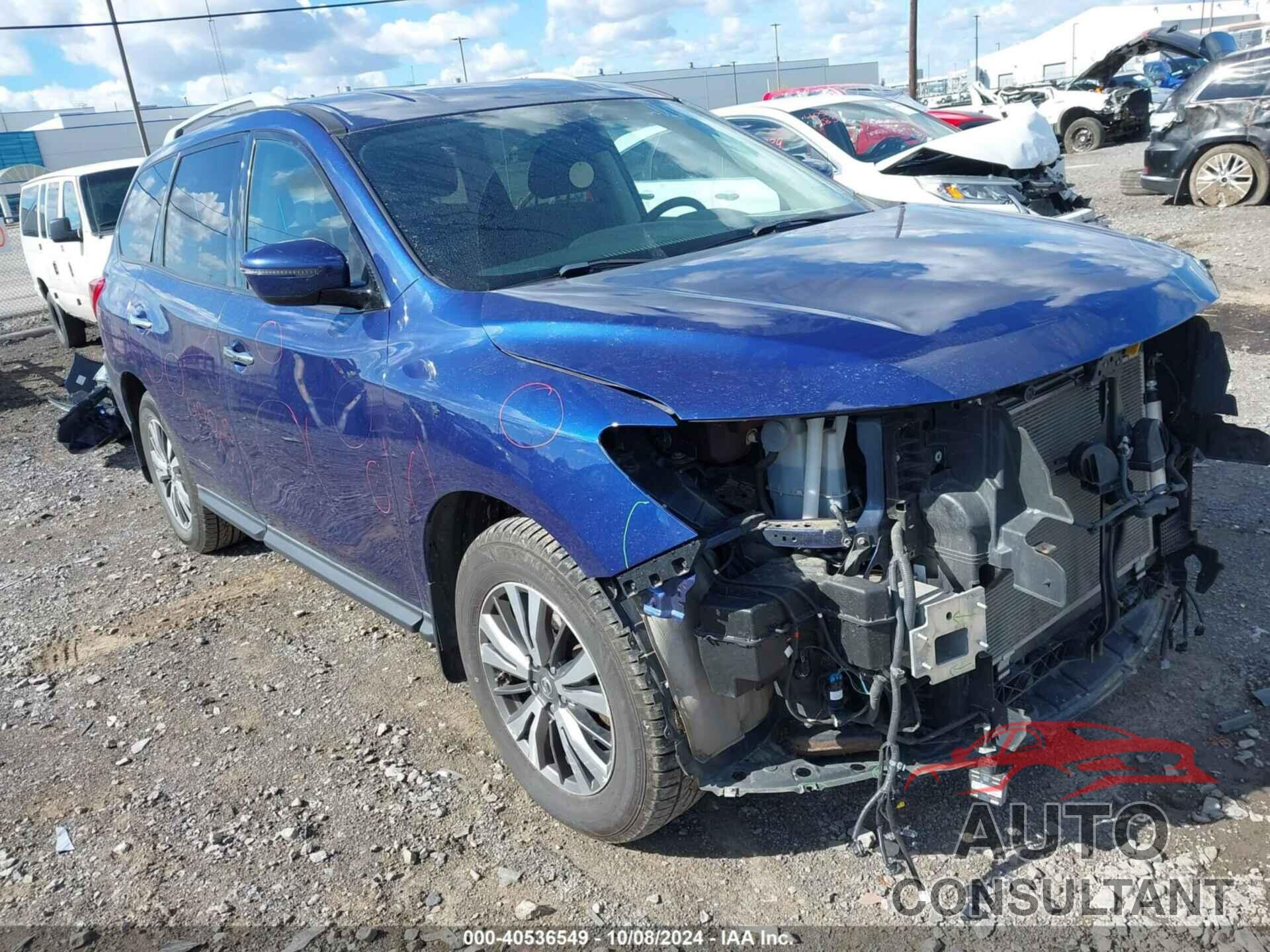 NISSAN PATHFINDER 2018 - 5N1DR2MM3JC666684