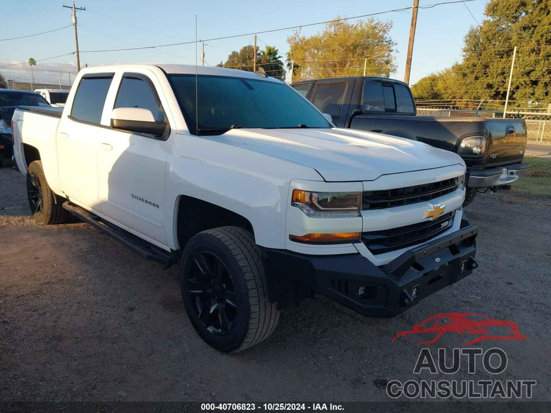 CHEVROLET SILVERADO 1500 2018 - 3GCUKREC4JG447947