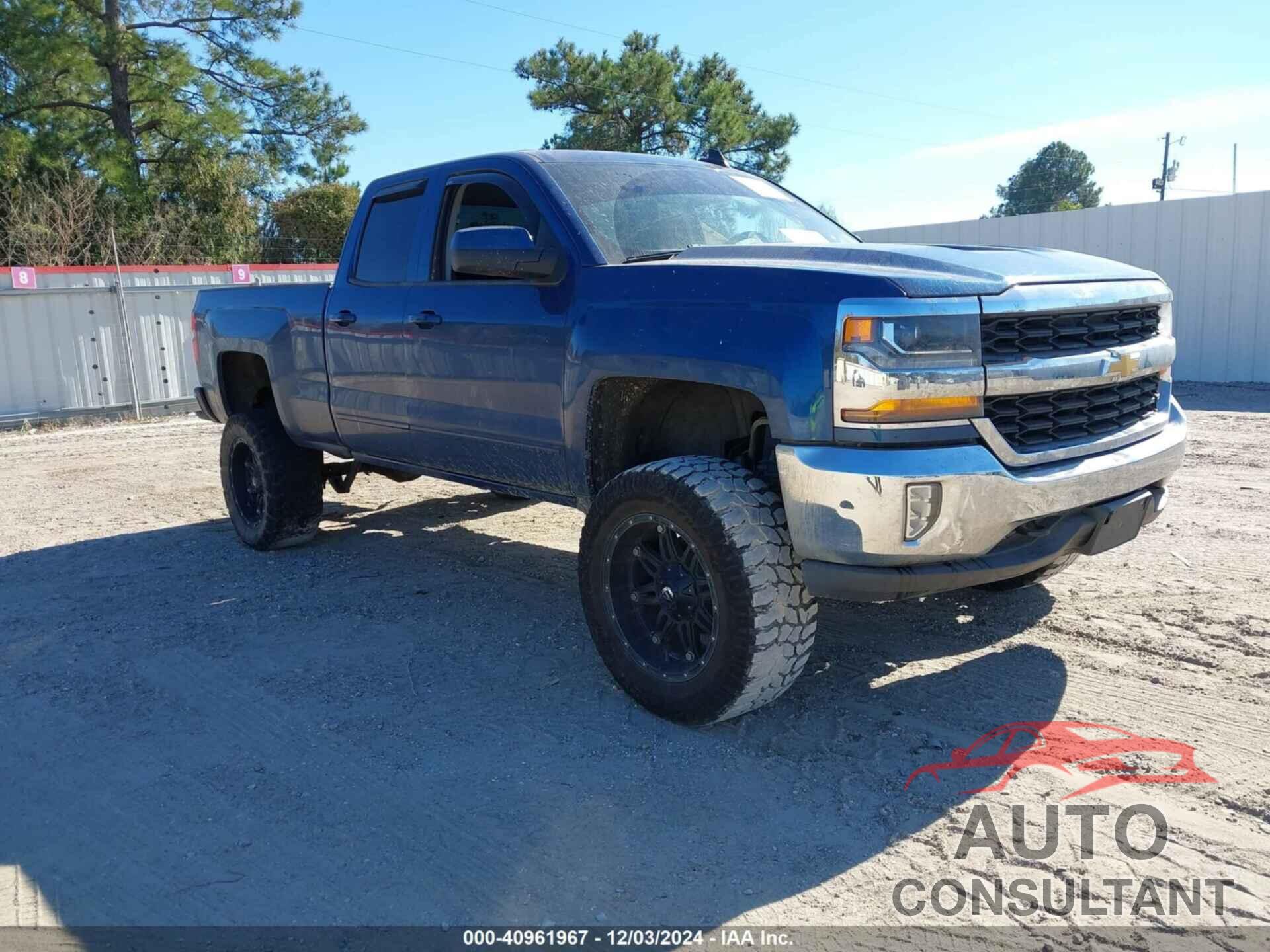CHEVROLET SILVERADO 1500 2017 - 1GCVKREC1HZ236218