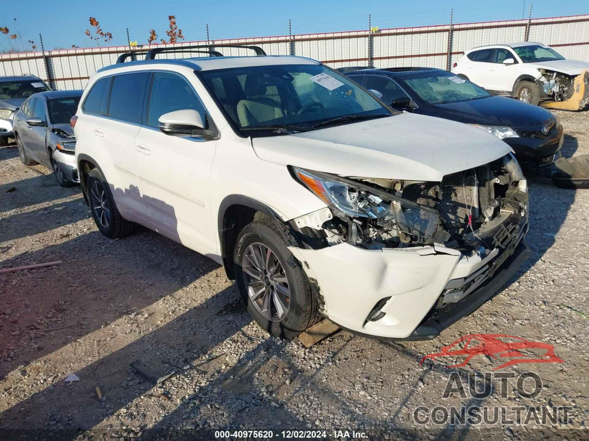 TOYOTA HIGHLANDER 2018 - 5TDKZRFH5JS536649