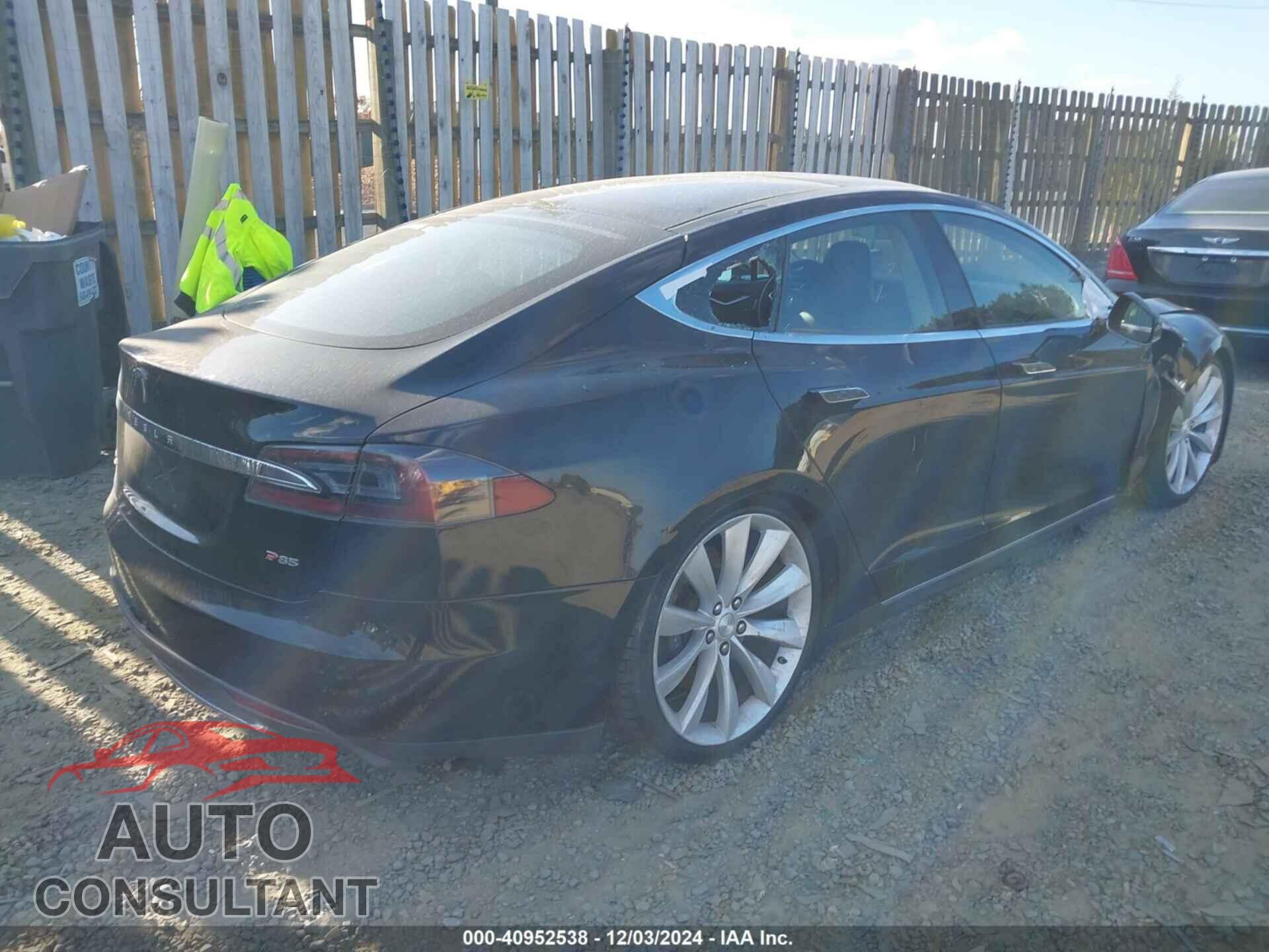 TESLA MODEL S 2013 - 5YJSA1DP4DFP07404