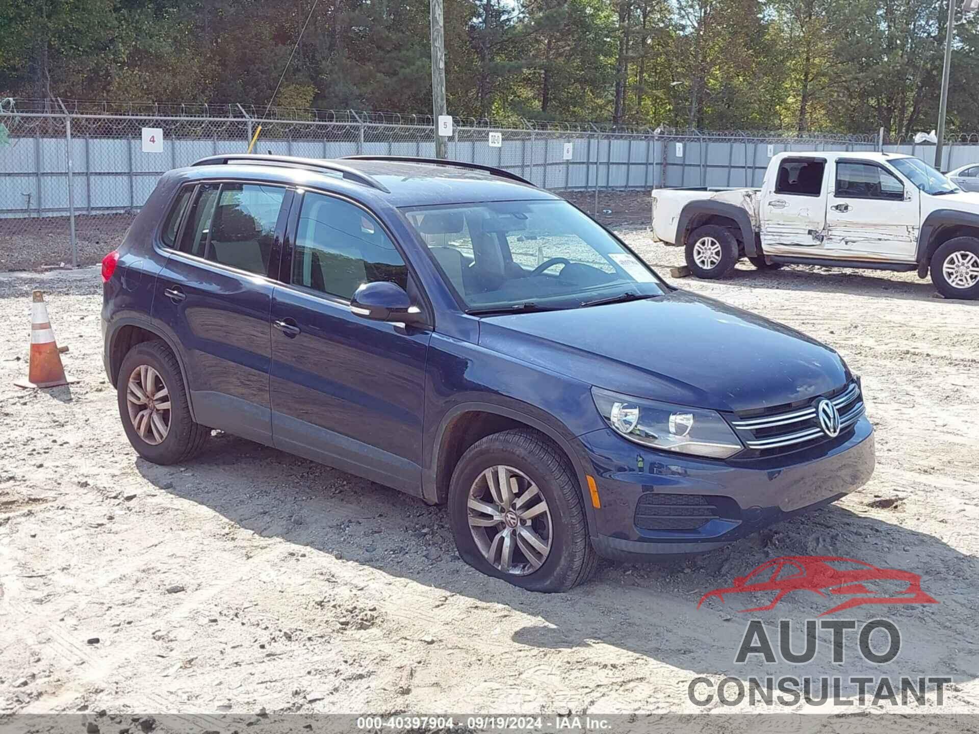 VOLKSWAGEN TIGUAN 2016 - WVGAV7AX8GW590526