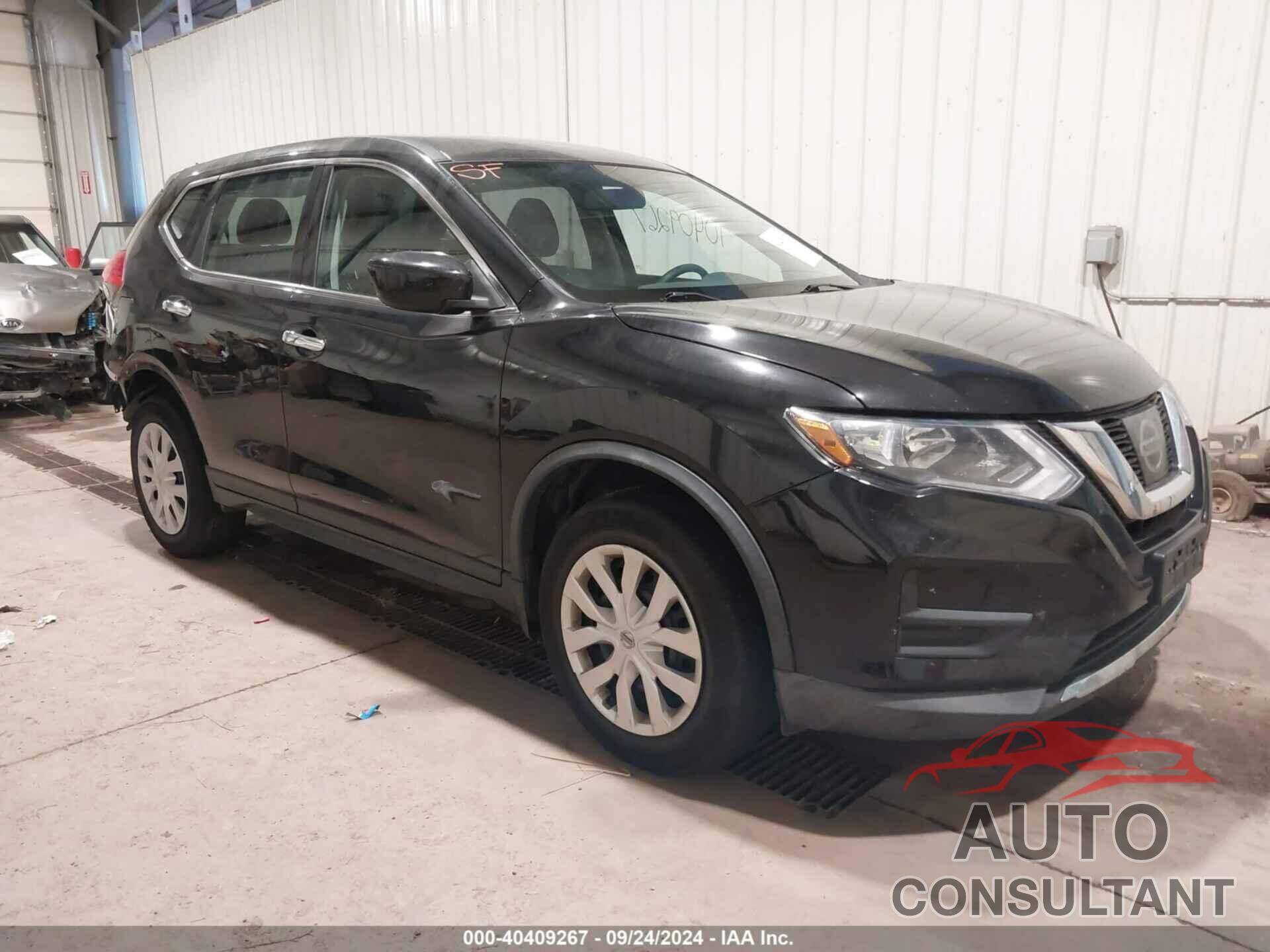NISSAN ROGUE 2017 - KNMAT2MV2HP586653