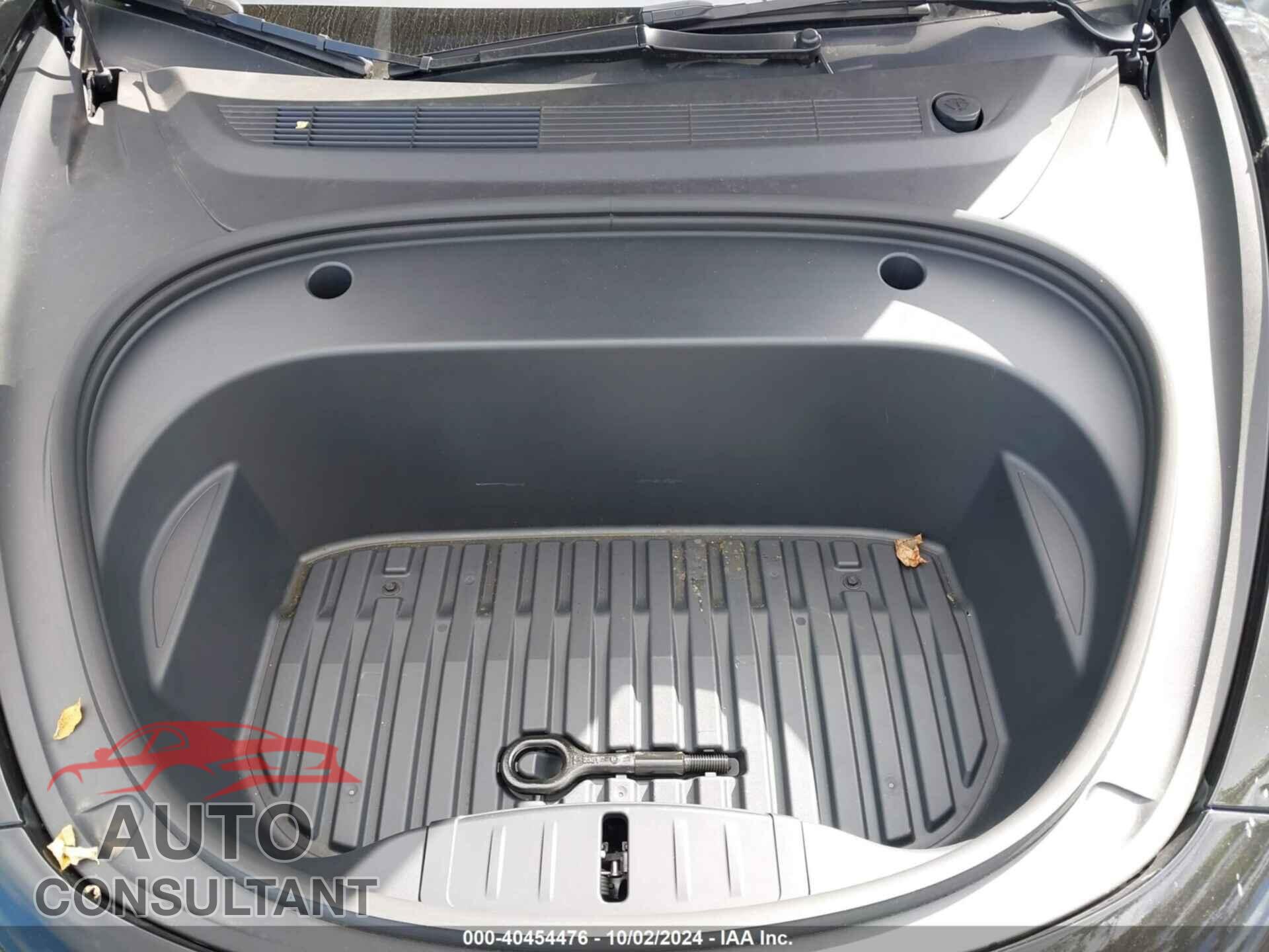TESLA MODEL 3 2023 - 5YJ3E1EA0PF686655