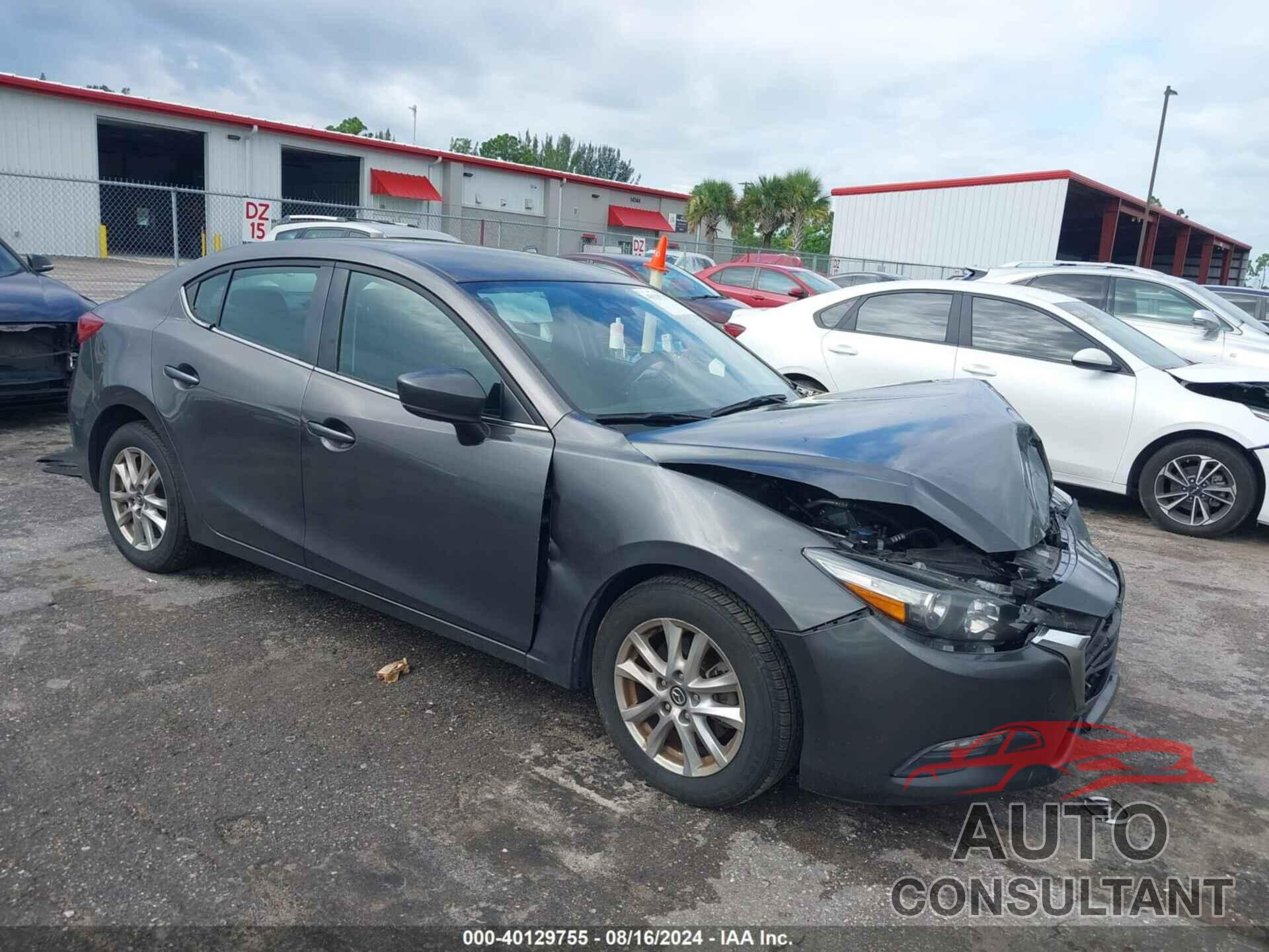 MAZDA 3 2018 - 3MZBN1U77JM231934