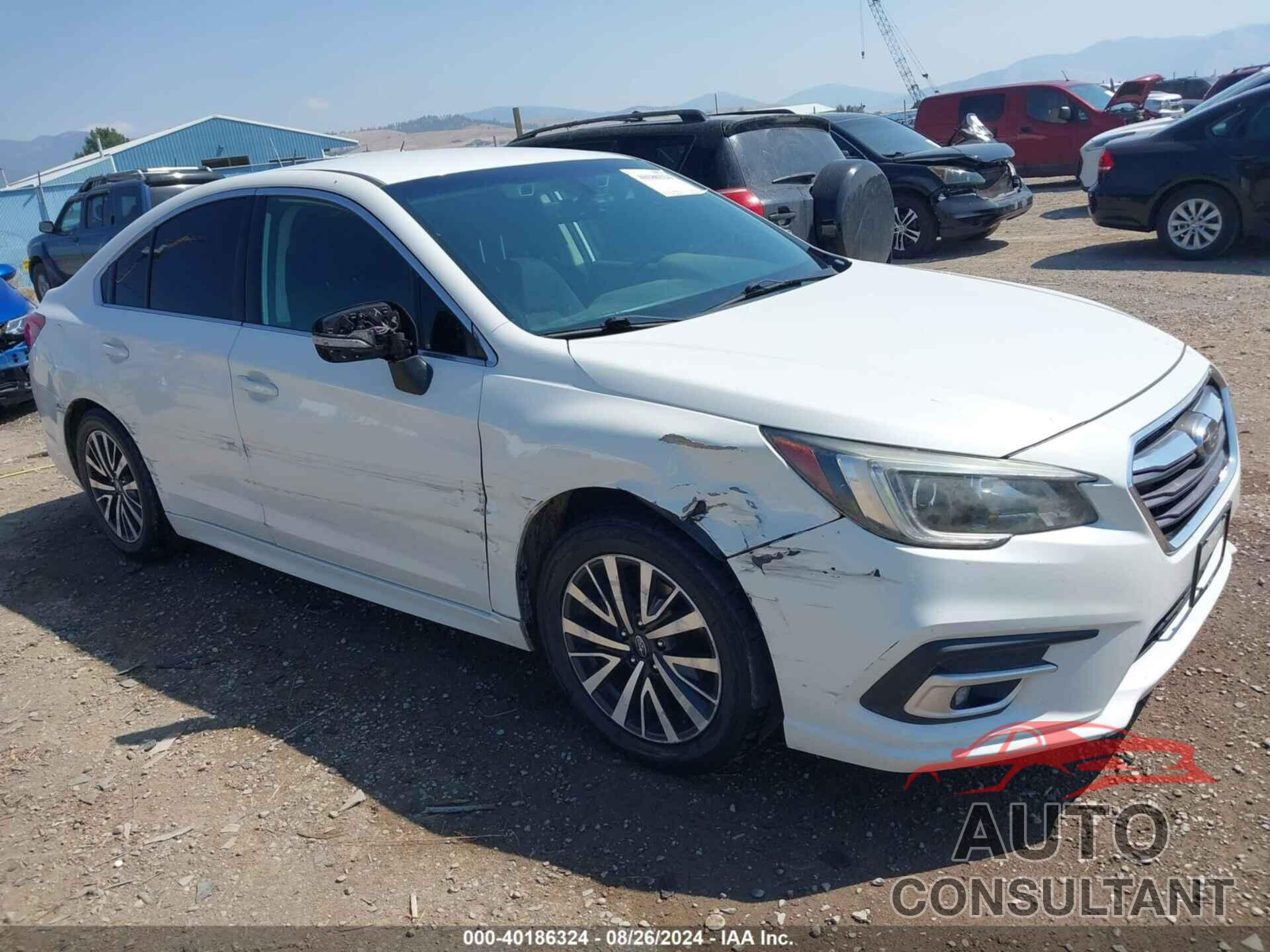 SUBARU LEGACY 2018 - 4S3BNAF60J3045368