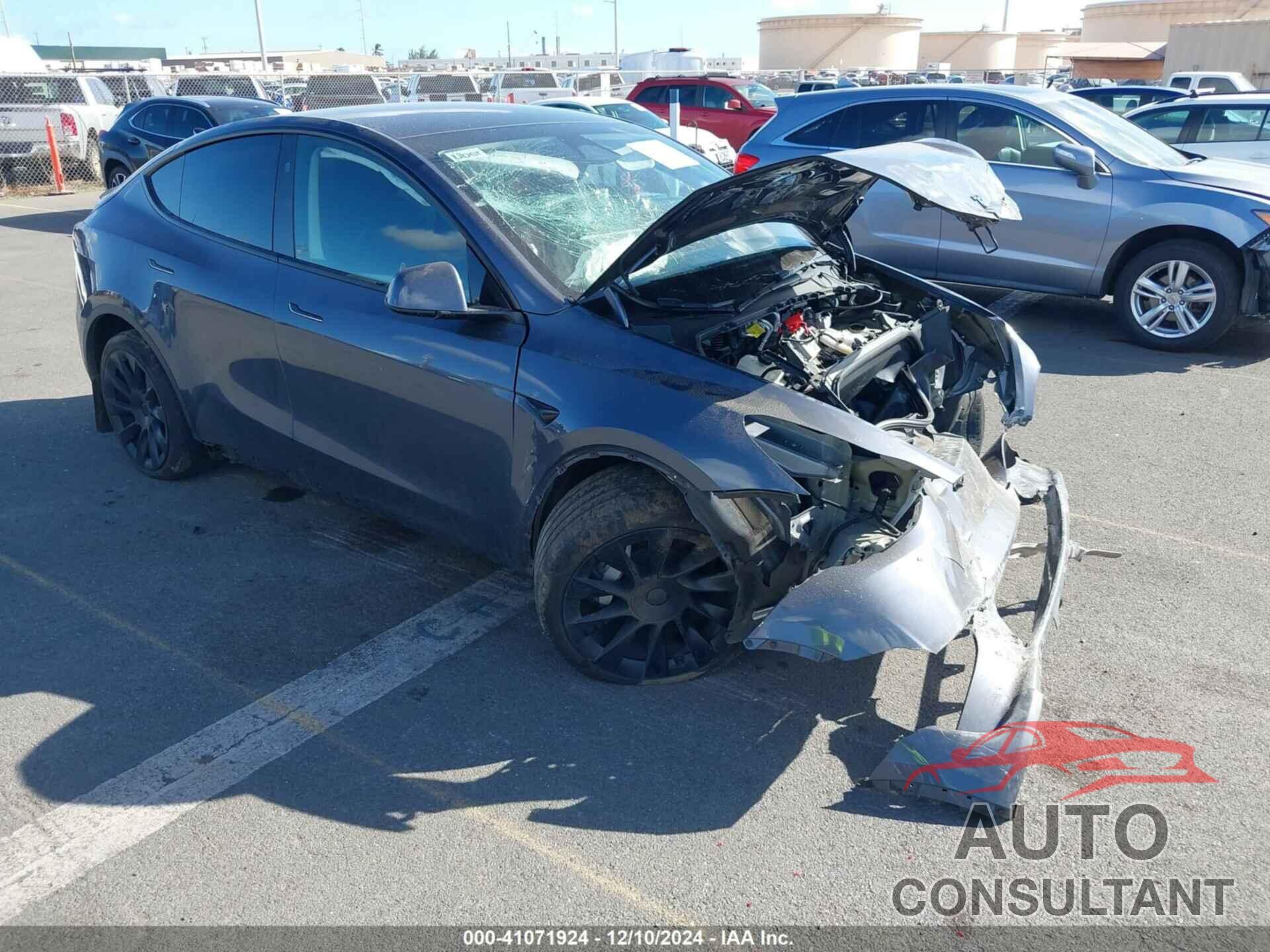 TESLA MODEL Y 2023 - 7SAYGAEE4PF945847