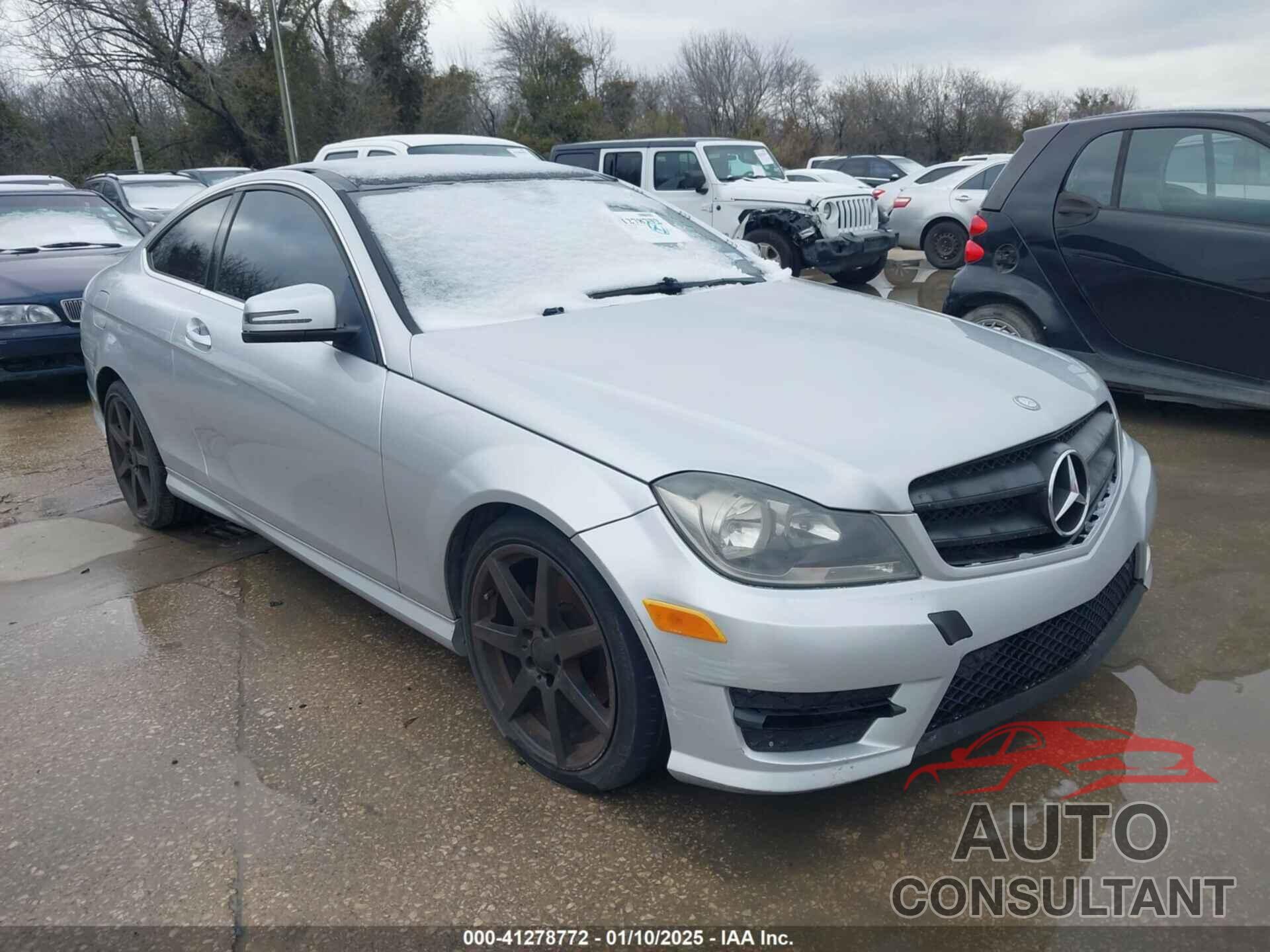 MERCEDES-BENZ C 250 2012 - WDDGJ4HB0CF800491