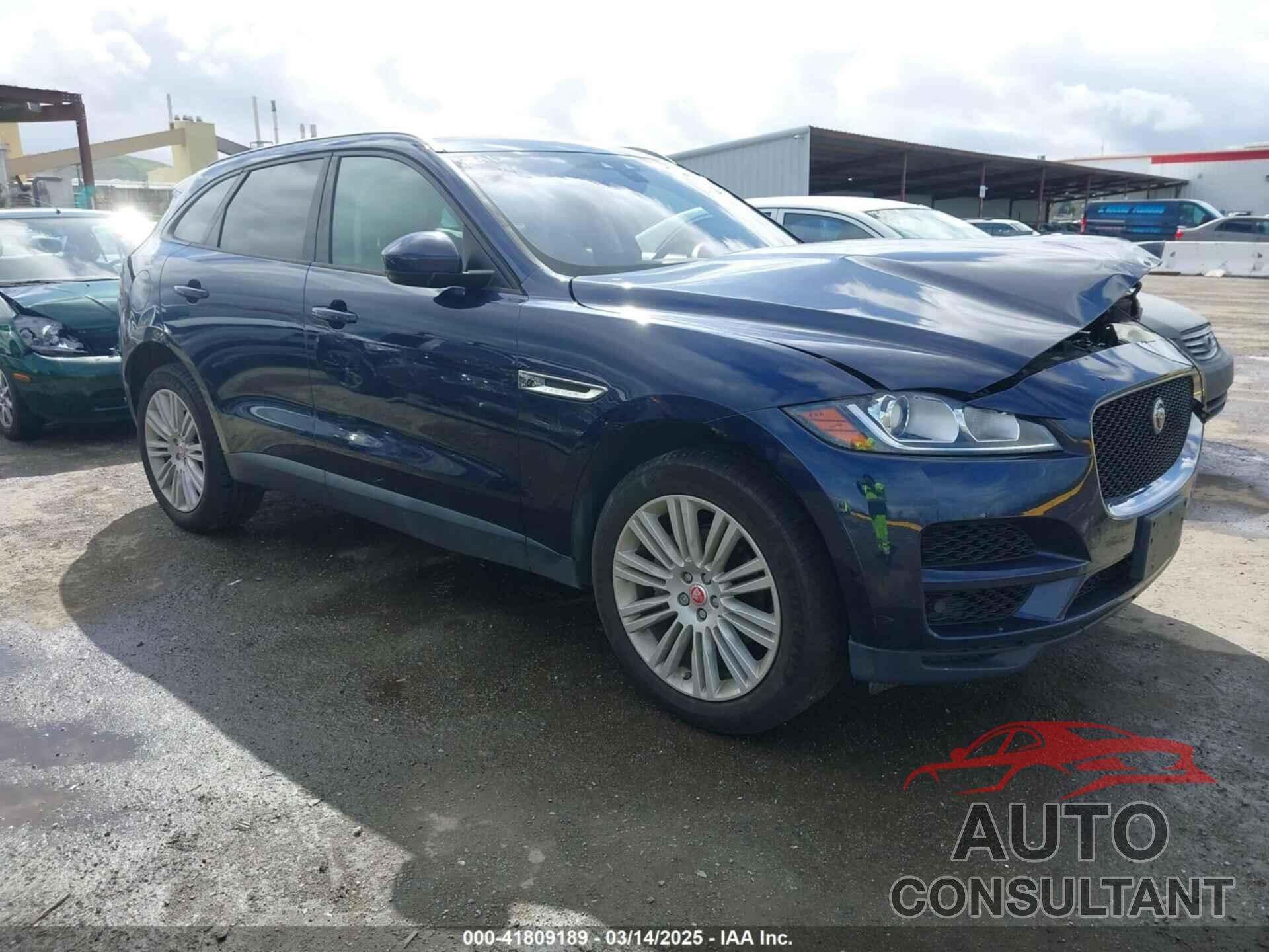 JAGUAR F-PACE 2018 - SADCJ2FX9JA274582