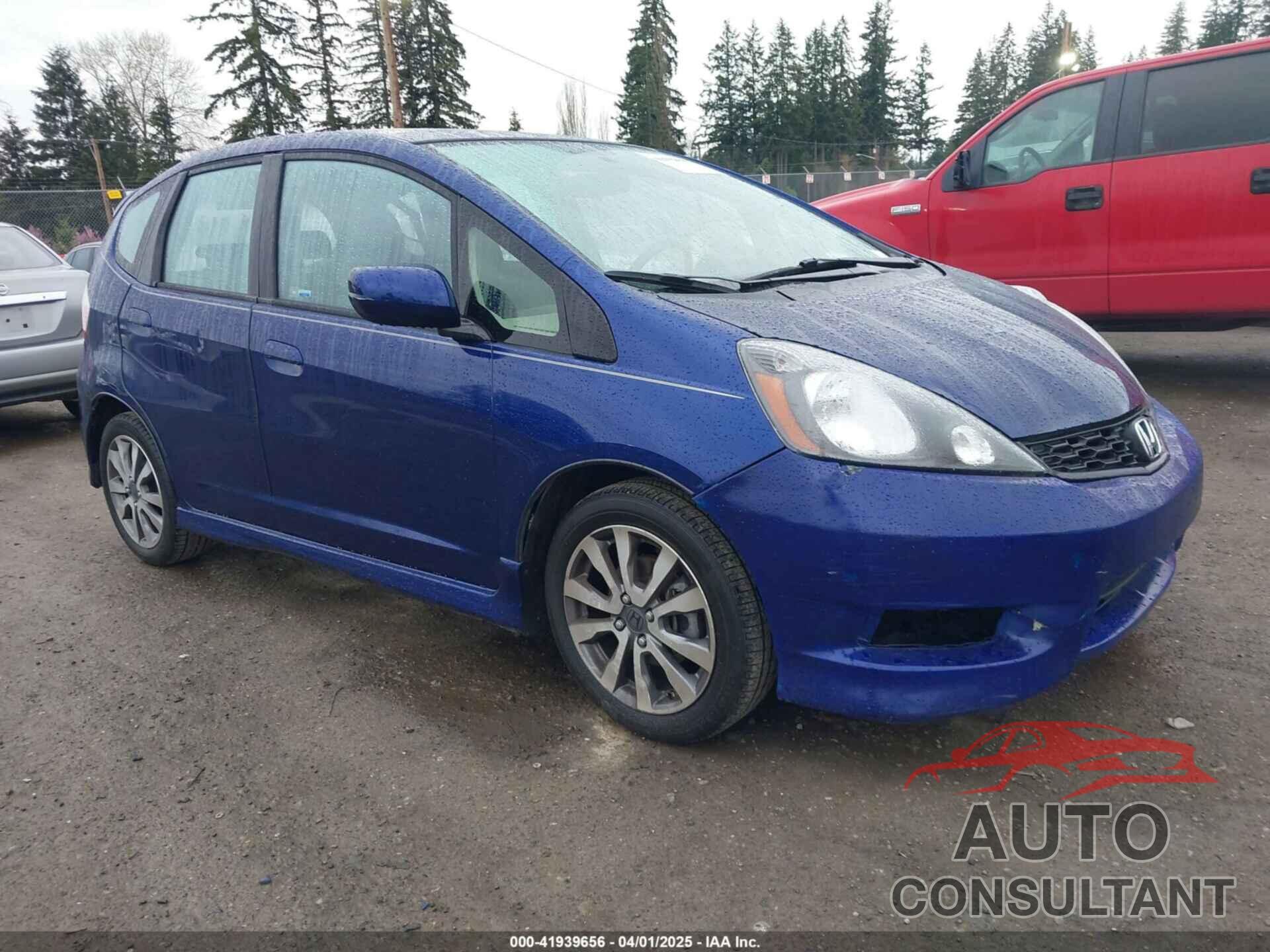 HONDA FIT 2013 - JHMGE8H61DC055020