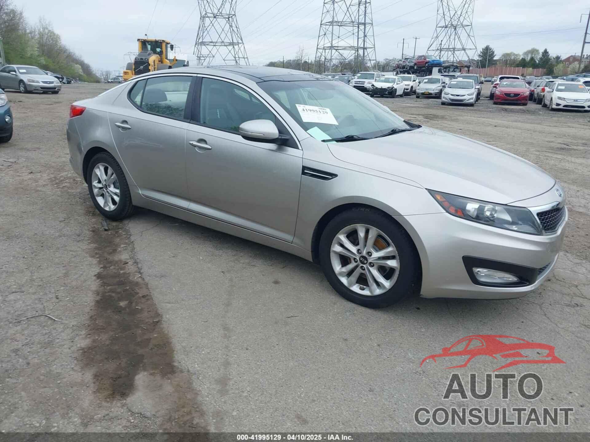 KIA OPTIMA 2011 - KNAGN4A78B5127441