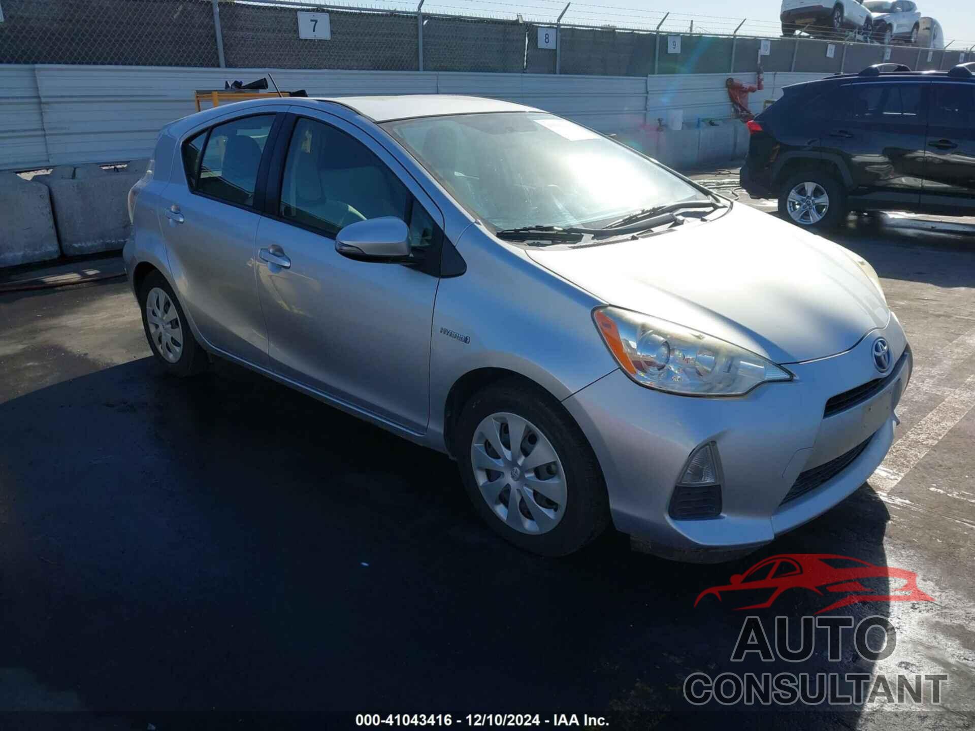 TOYOTA PRIUS C 2014 - JTDKDTB33E1574227