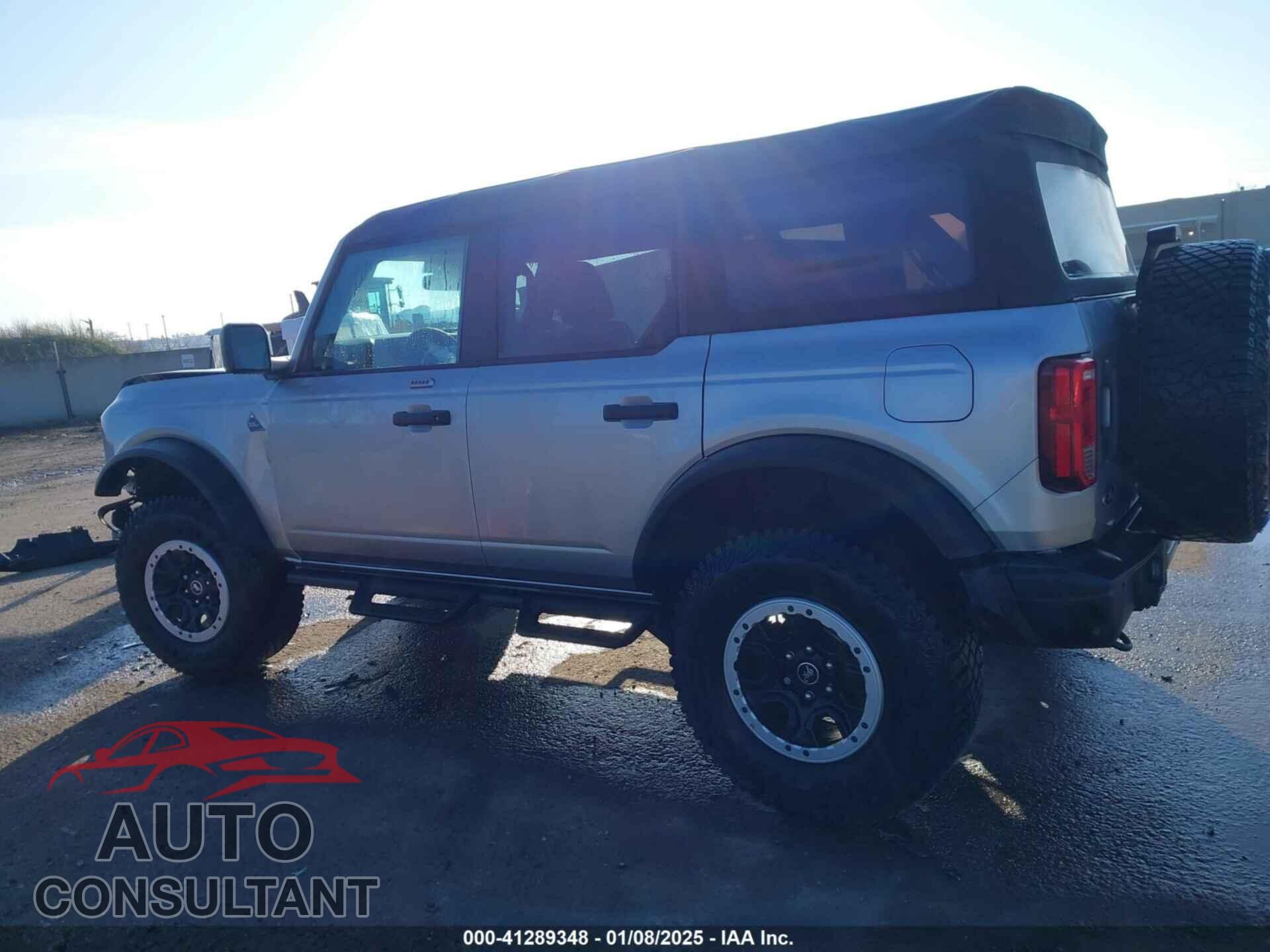 FORD BRONCO 2023 - 1FMEE5DP8PLC09017