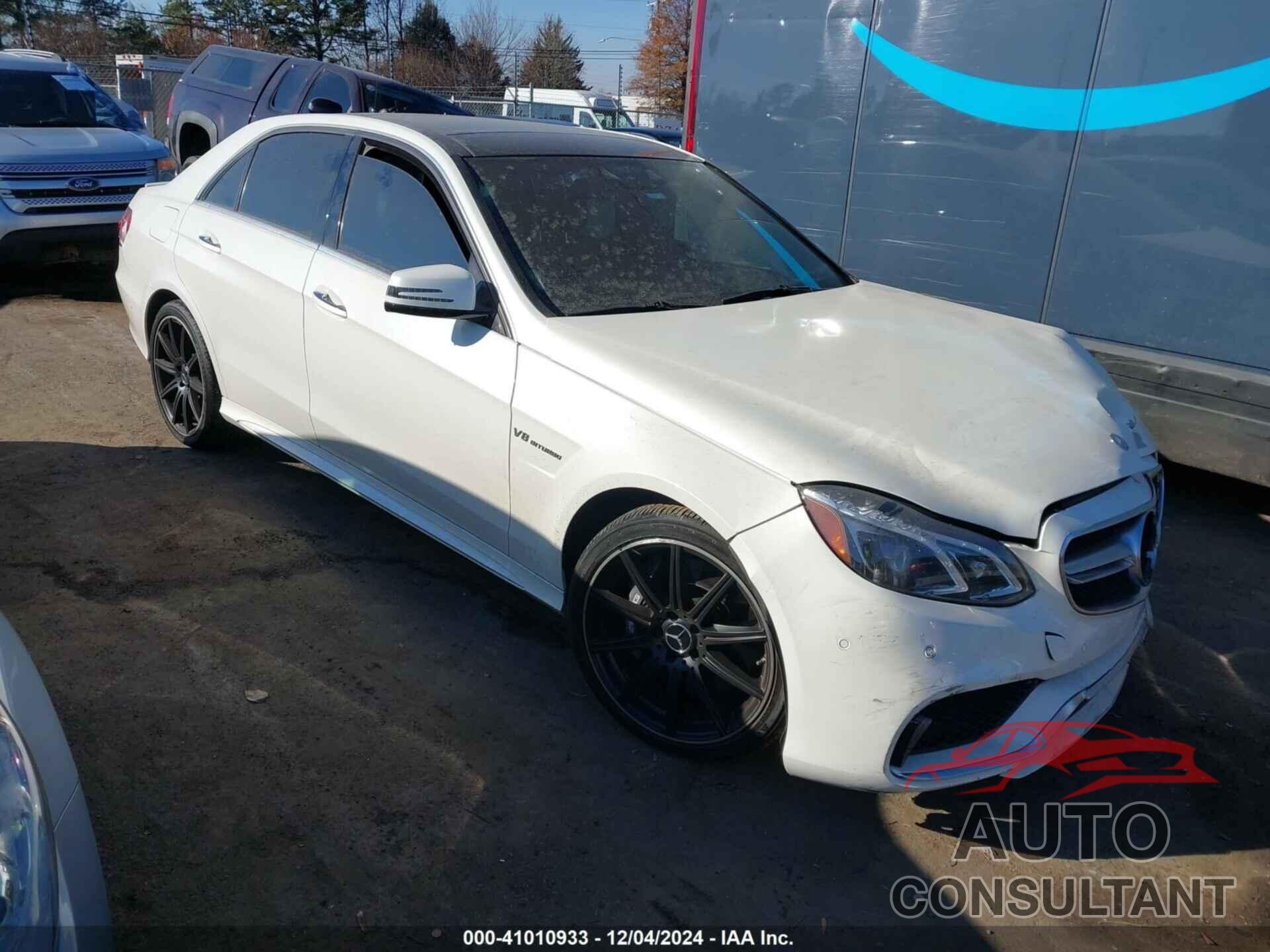 MERCEDES-BENZ E 63 AMG 2014 - WDDHF9CB3EA837366