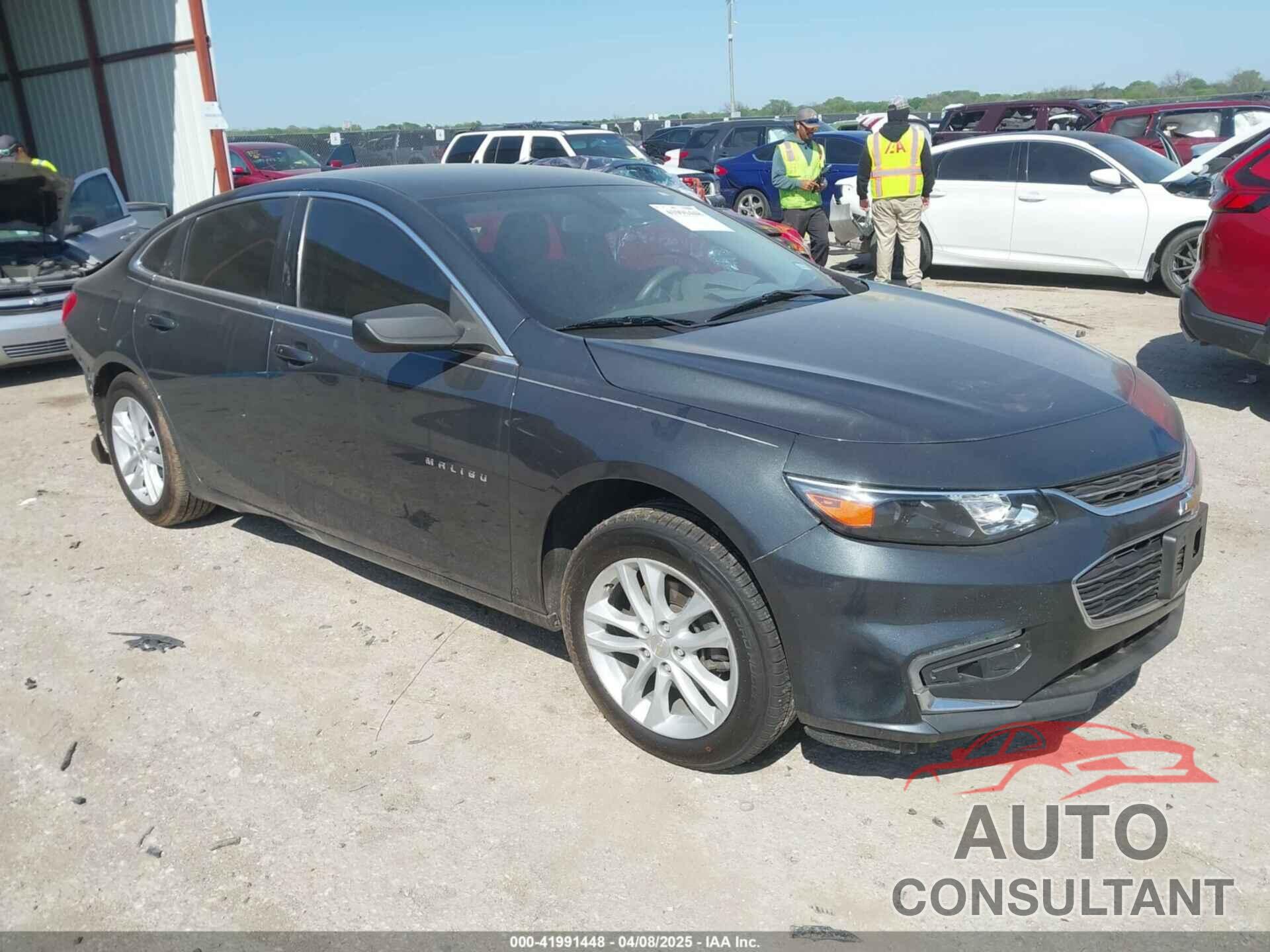 CHEVROLET MALIBU 2017 - 1G1ZE5ST4HF163166