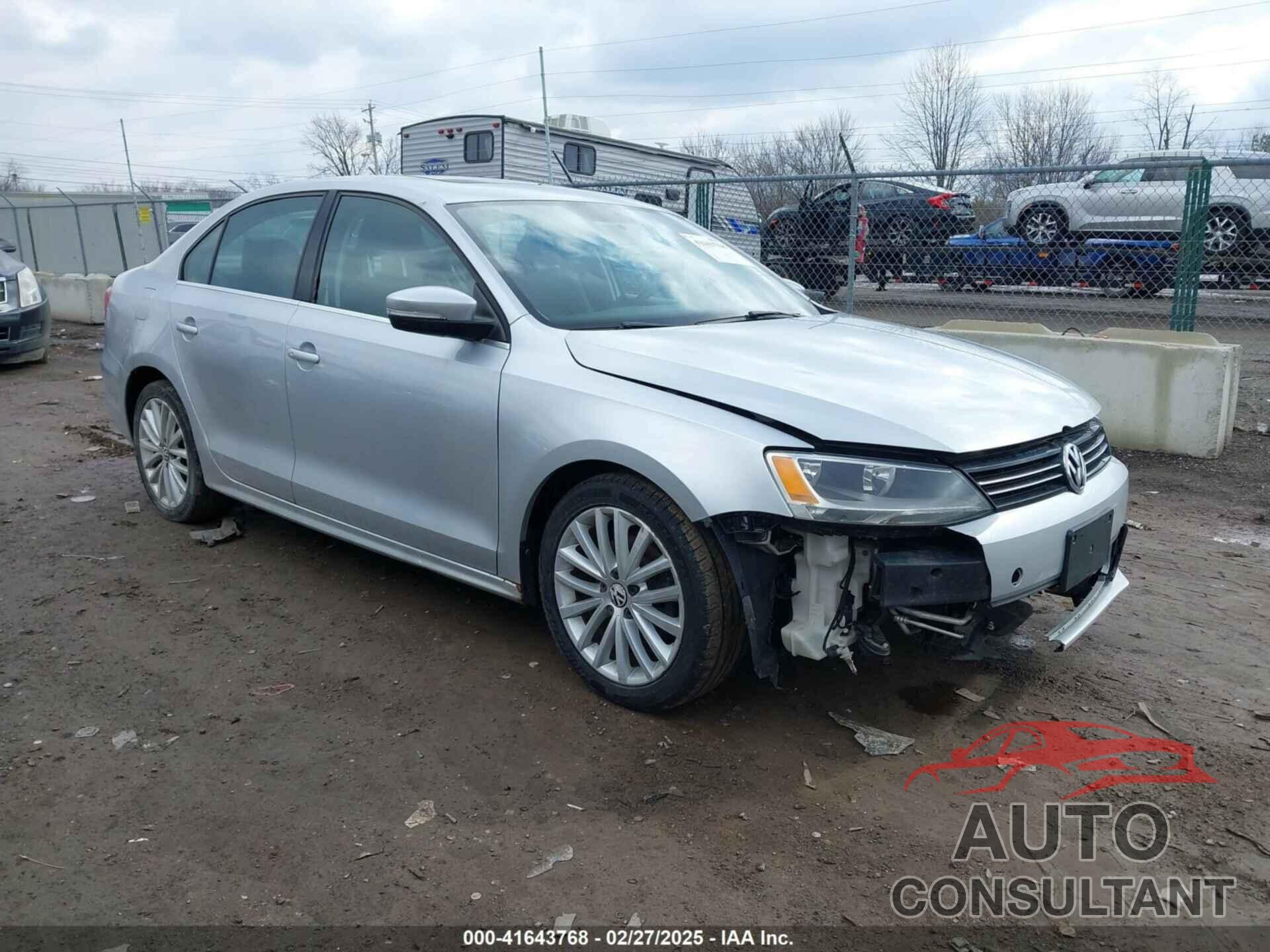 VOLKSWAGEN JETTA 2011 - 3VWLZ7AJ7BM317967